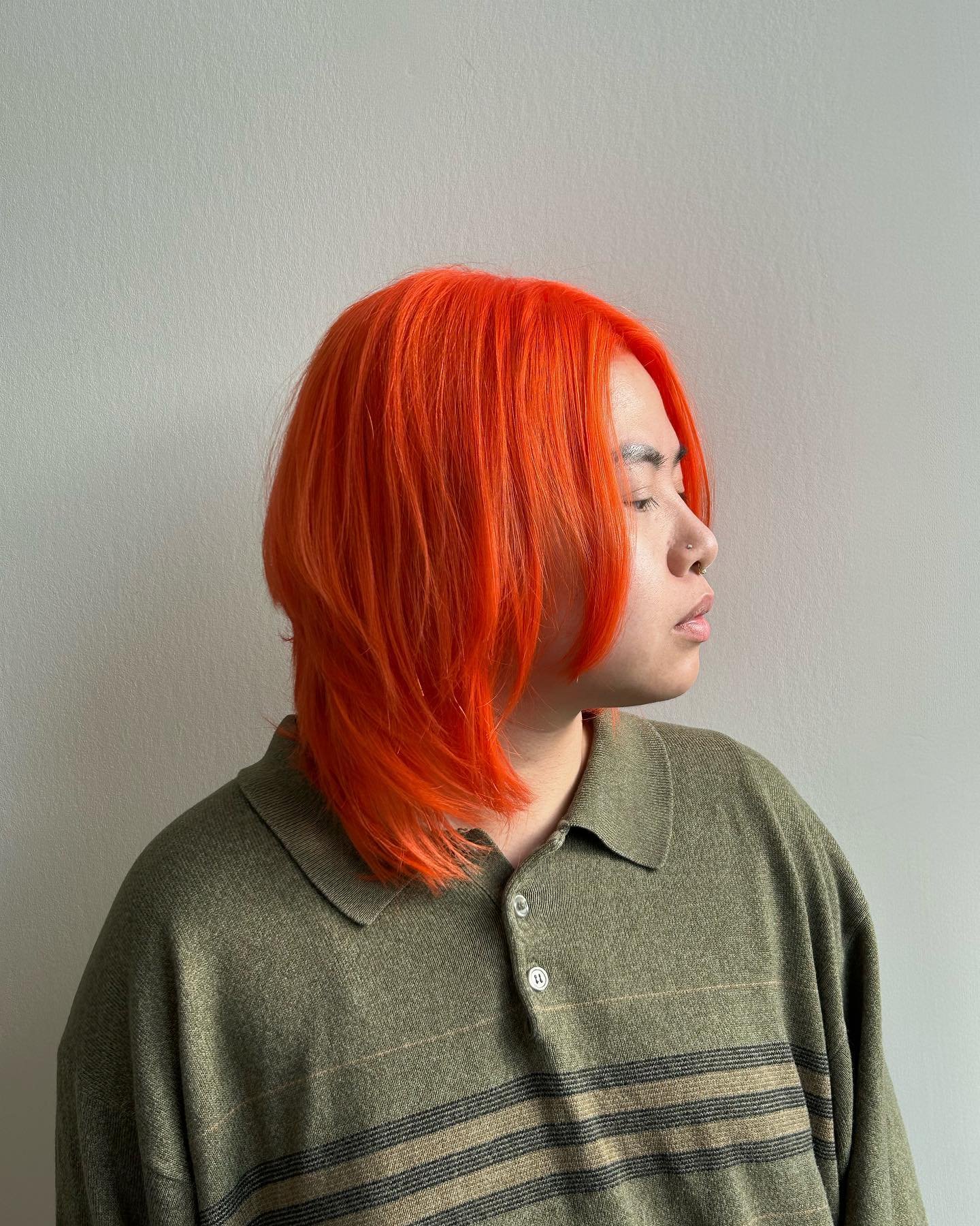 A fluorescent orange and lil wolf cut I forgot to post from a while back 🍊

#yychair #yychairstylist #orangehair #evostaino #fashioncolour #queerhair #queerhairstylist