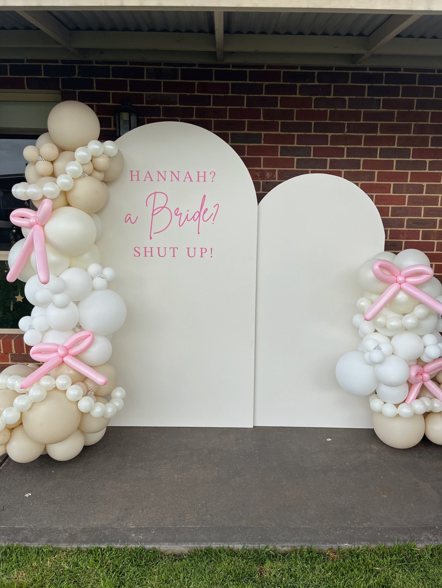 The Bachelorette Diaries 👑🎀💍🏹

So fun creating the Balloons, Welcome Signage and table photo prop! 

🎈 For bookings please visit our website 
💻 www.hypehouseevents.com.au
📧 Hypehouse.events@outlook.com

#HypeHouseEvent #MelbourneEvents #Melbou