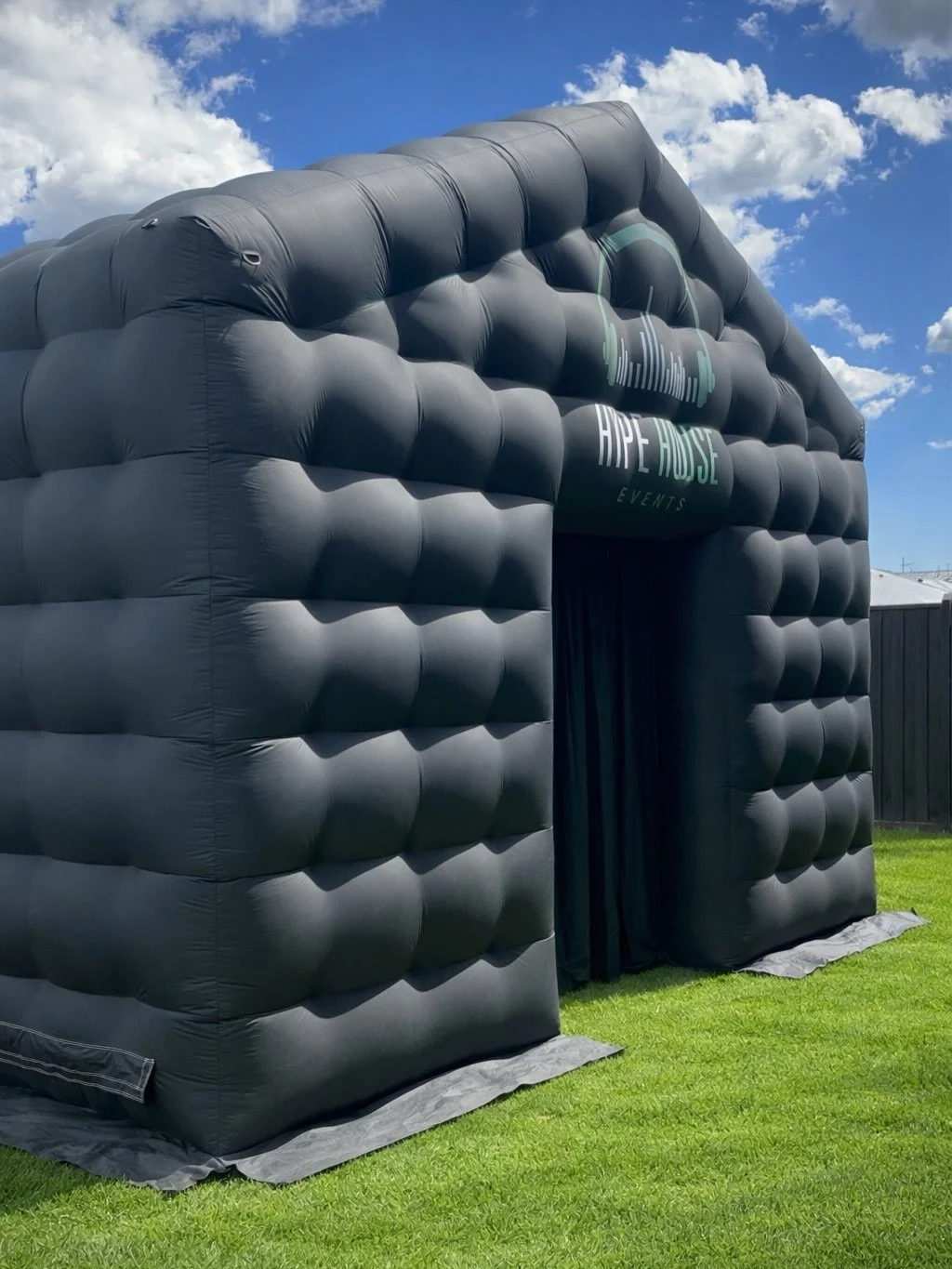 Not your average party setup 👀
Welcome to the inflatable nightclub experience. 🖤🔥
#HypeHouseEvents #NextLevelParties #EventHire #NightclubVibes