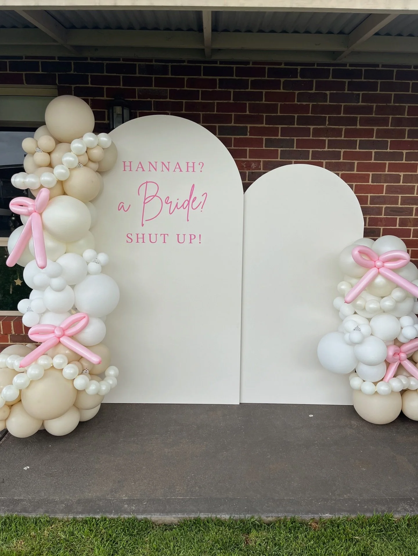 The Bachelorette Diaries 👑🎀💍🏹

So fun creating the Balloons, Welcome Signage and table photo prop! 

🎈 For bookings please visit our website 
💻 www.hypehouseevents.com.au
📧 Hypehouse.events@outlook.com

#HypeHouseEvent #MelbourneEvents #Melbou