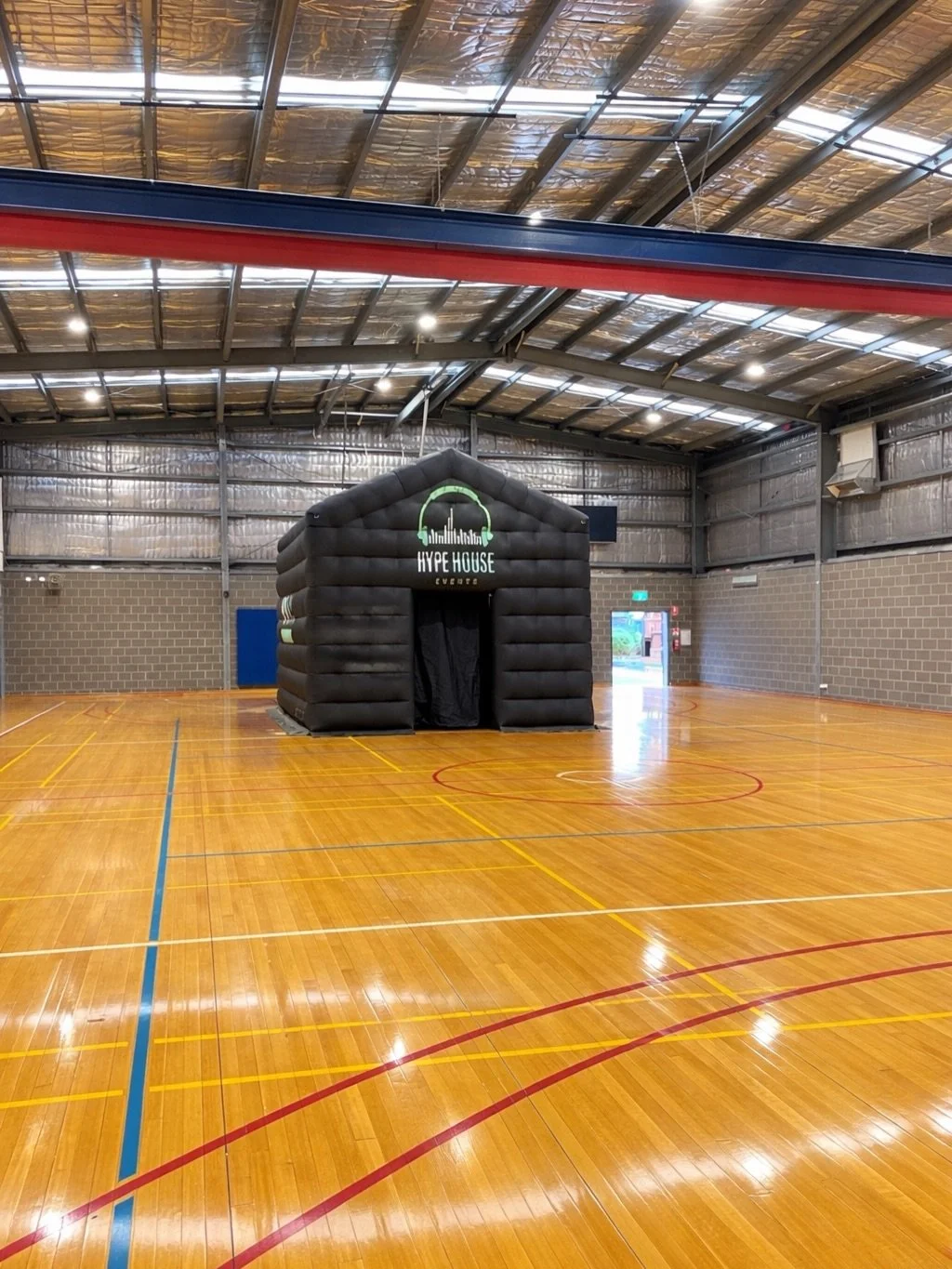 🎉 School disco? Kinder celebration? End-of-term party?

Take your event to the next level with our inflatable nightclub! Complete with lighting, music and all the party vibes, it&rsquo;s guaranteed to have the kids talking long after the event is ov