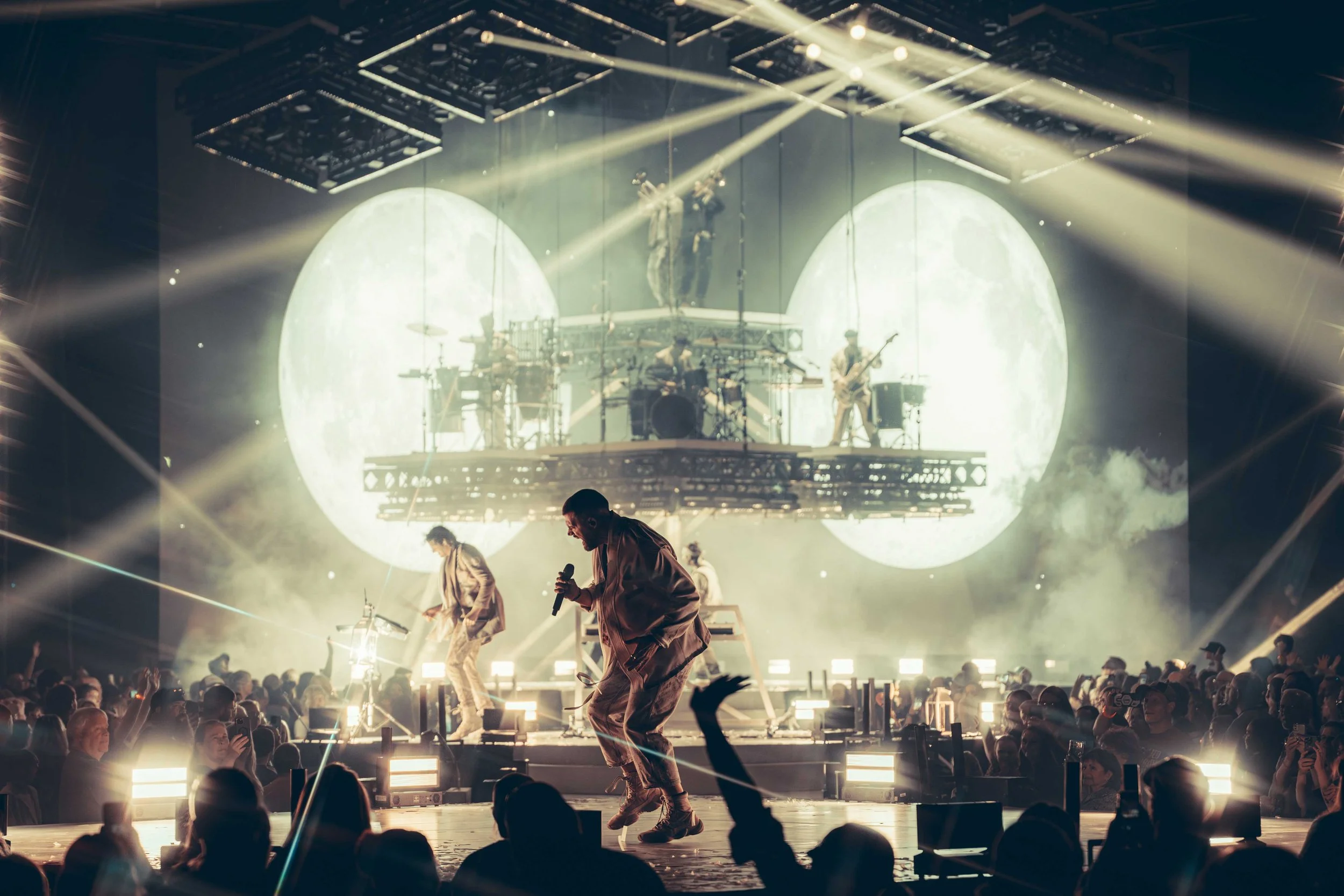 ForKingandCountry-11.jpg