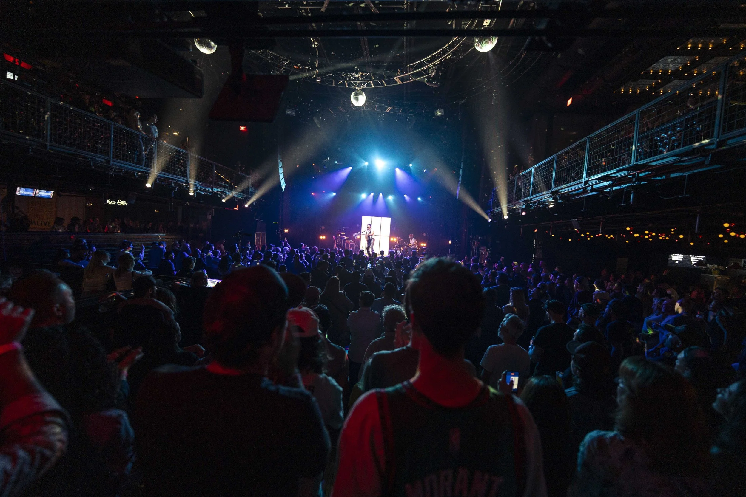 Show00000-30.jpg