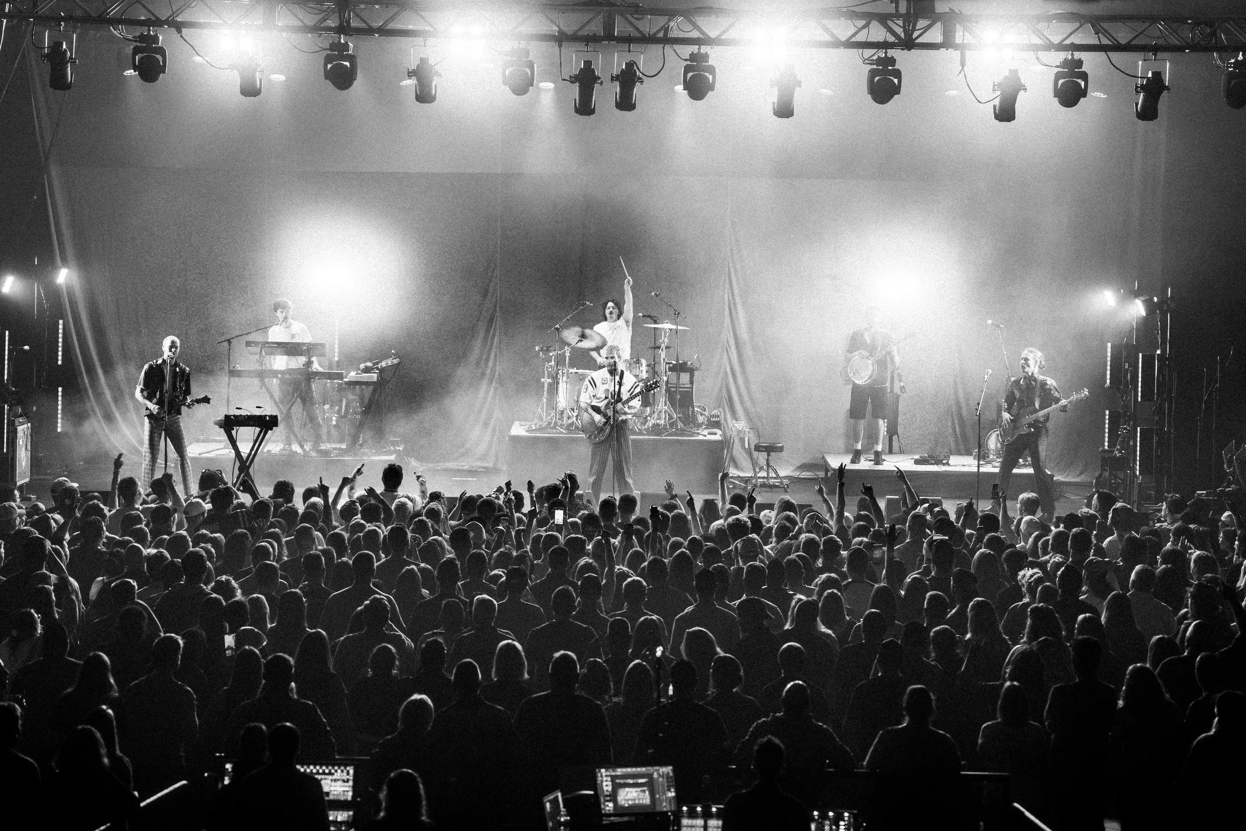 Show00000-07.jpg
