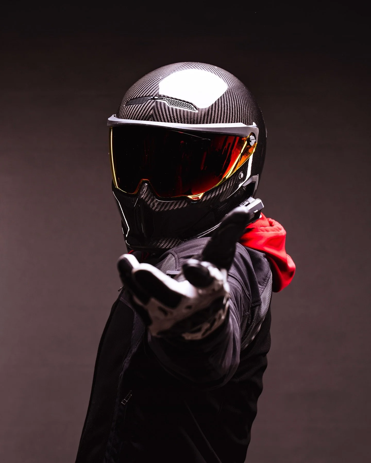 🏍️🏍️🏍️ (6/6)
.
.
.
.
.
.
.
.
.
.
#photography #photographer #portraits #studio #studiolighting #editorial #red #blue #strobe #sony #sonyalpha #camera #lightroom #photoshop #rmcad #rmcadphotographers #motocycle #aprilia #apriliars660 #explore #expl