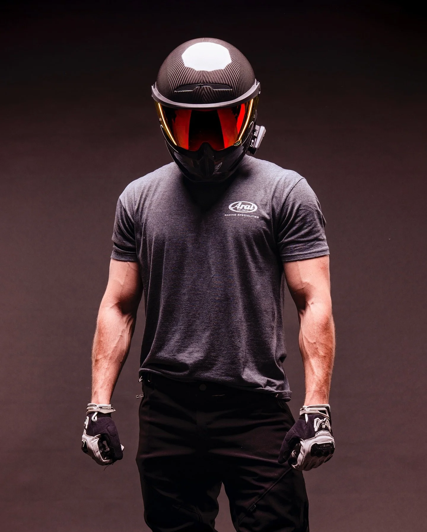 🏍️🏍️🏍️ (4/6)
.
.
.
.
.
.
.
.
.
.
#photography #photographer #portraits #studio #studiolighting #editorial #red #blue #strobe #sony #sonyalpha #camera #lightroom #photoshop #rmcad #rmcadphotographers #motocycle #aprilia #apriliars660 #explore #expl
