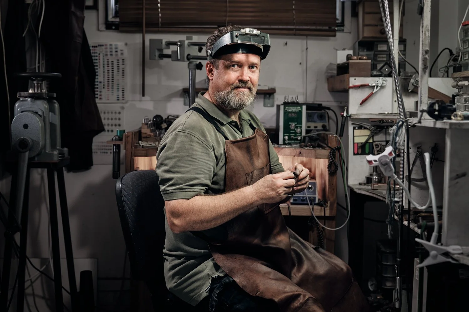A commercial portrait of a jeweller in Brisbane taken by Tom MacDonald of TomMac photography