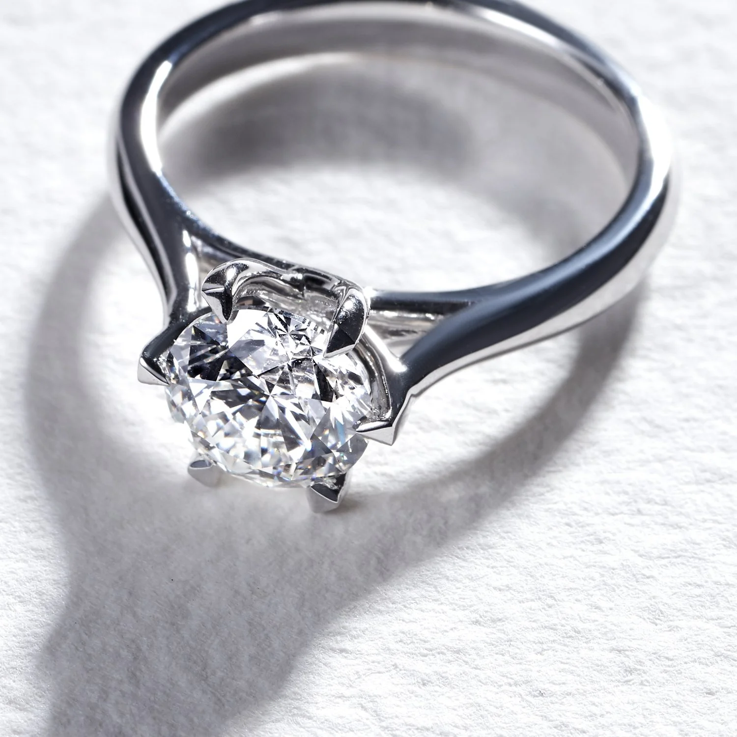 A photograph of a diamond ring taken for Hardy Brothers in Brisbane by Tom MacDonald of Tom Mac Photography