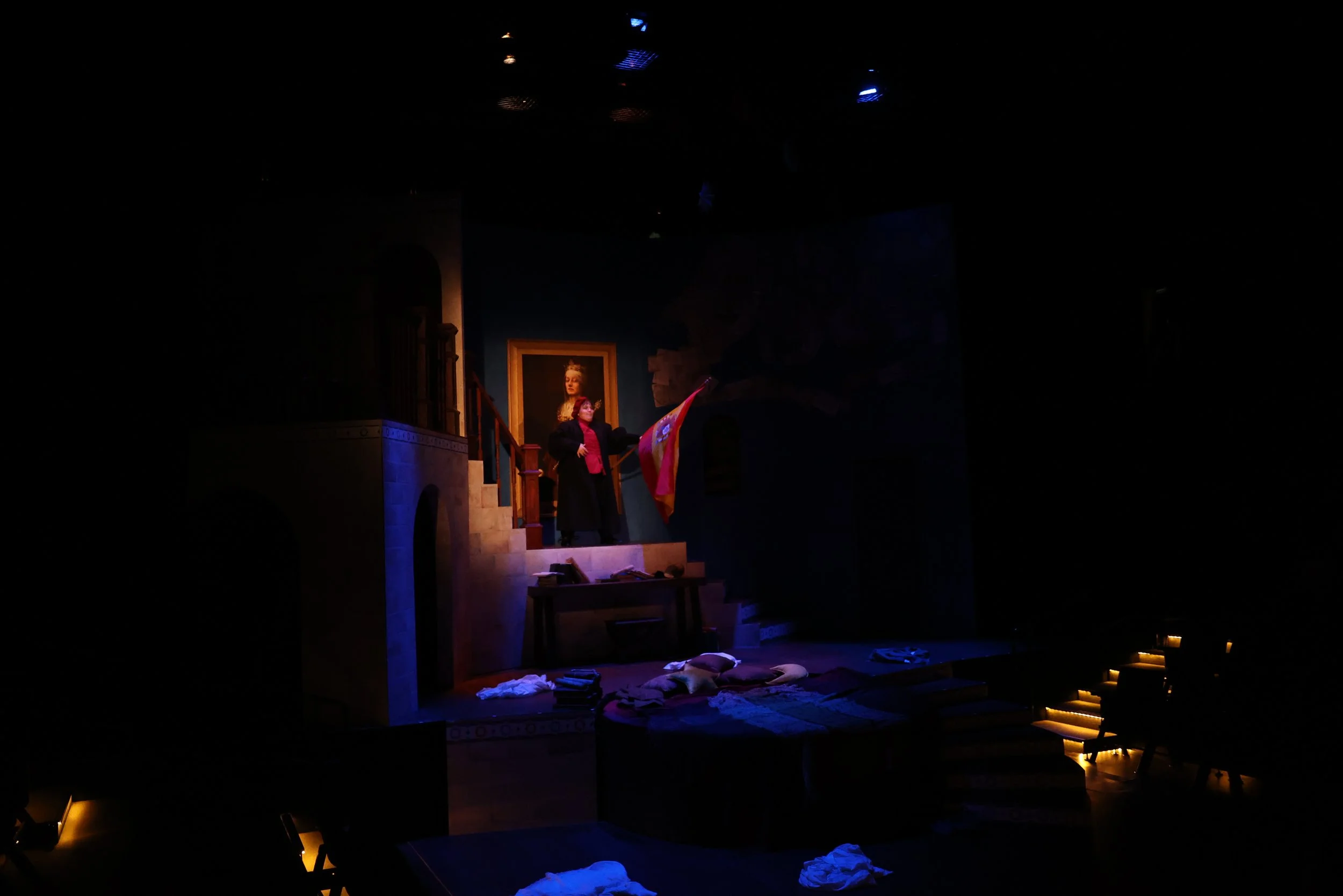 Christopher Colombus addresses the audience from the new world. 