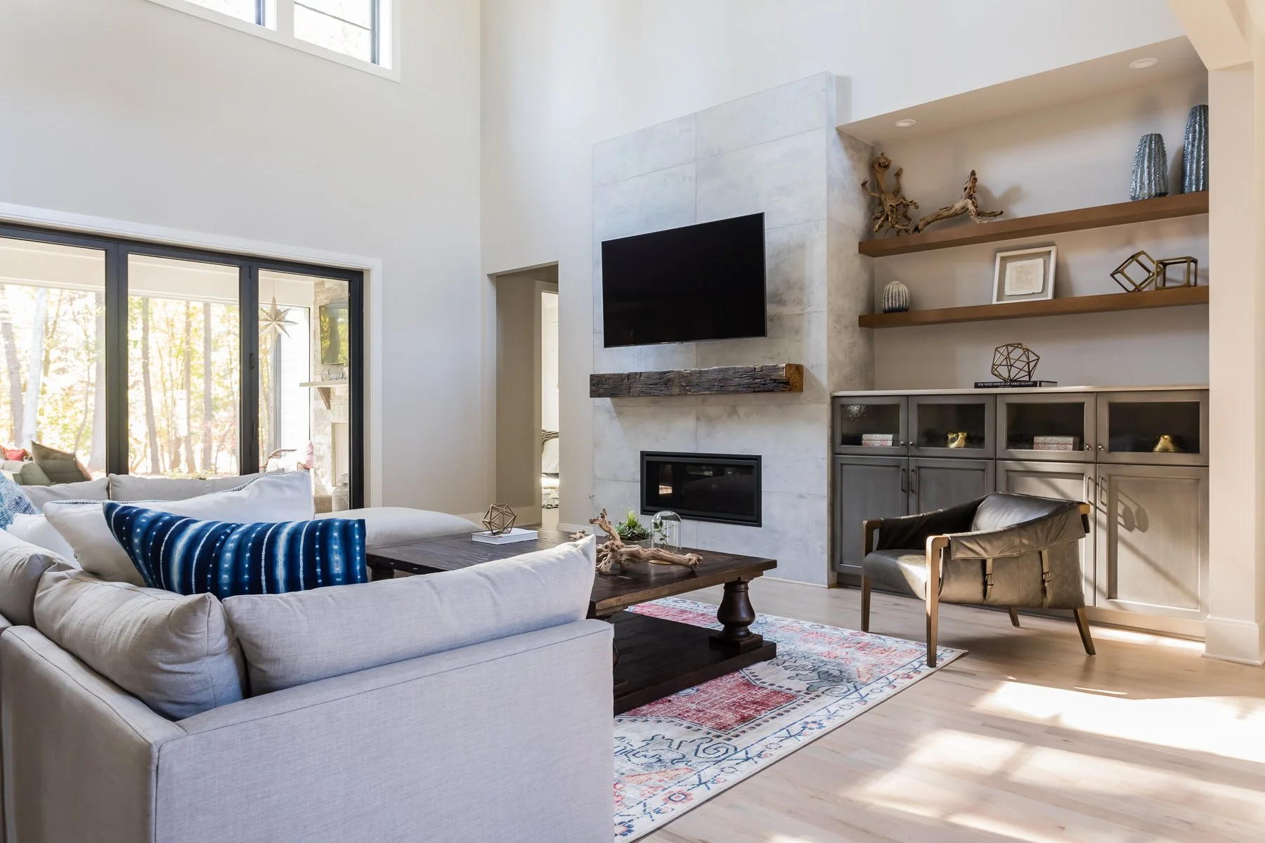 HILLSBOROUGH HOME GALLERY: Interior Design By Michelle Palmer Murphy of DEMI RYAN / Image by Catherine Nguyen Photography