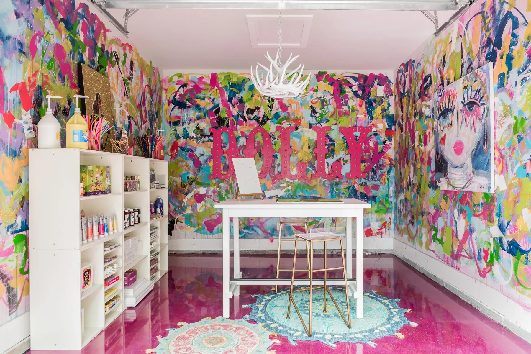 HILLSBOROUGH HOME GALLERY: Interior Design By Michelle Palmer Murphy of DEMI RYAN / Image by Catherine Nguyen Photography