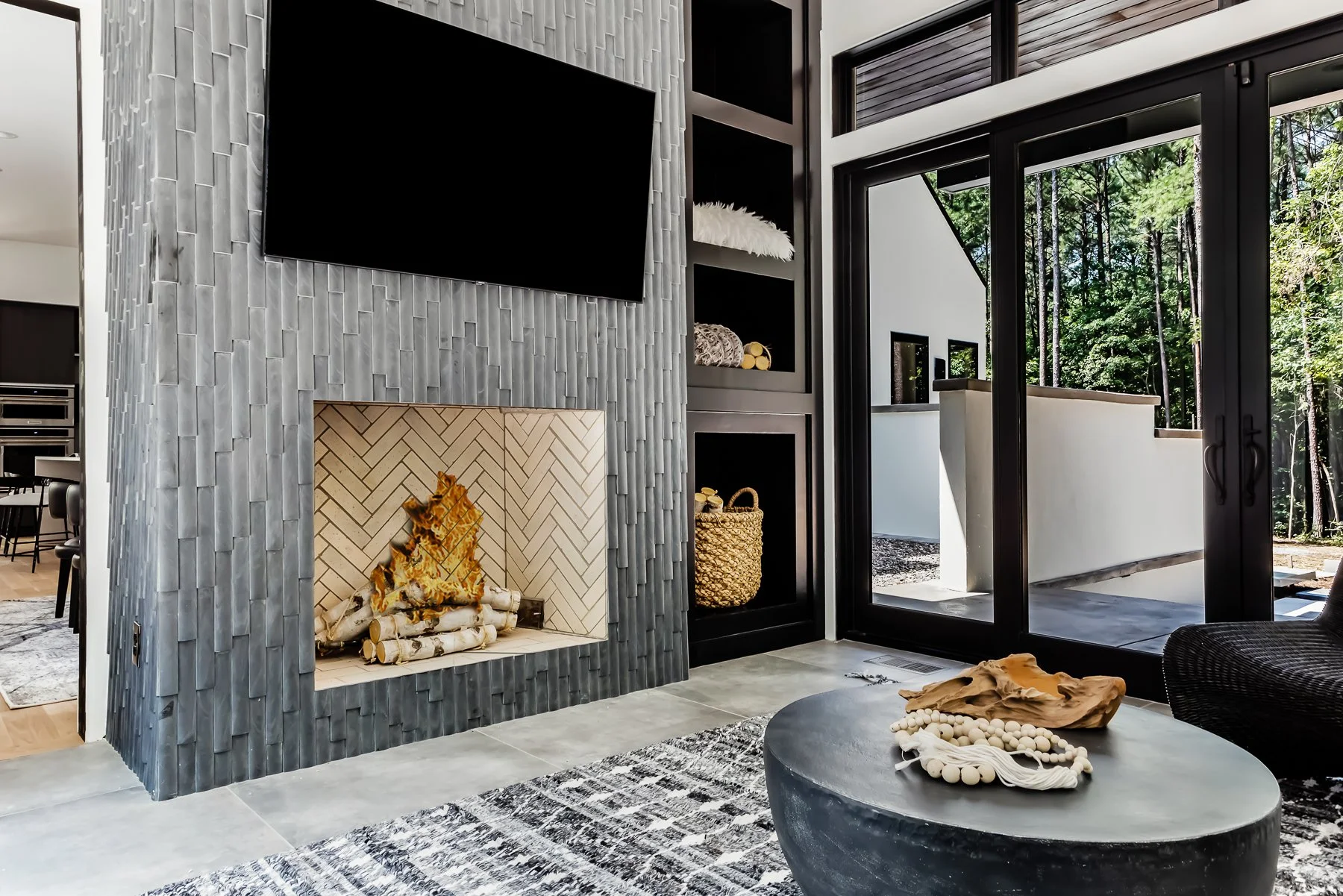 HILLSBOROUGH HOME GALLERY: Interior Design By Michelle Palmer Murphy of DEMI RYAN / Image by Catherine Nguyen Photography