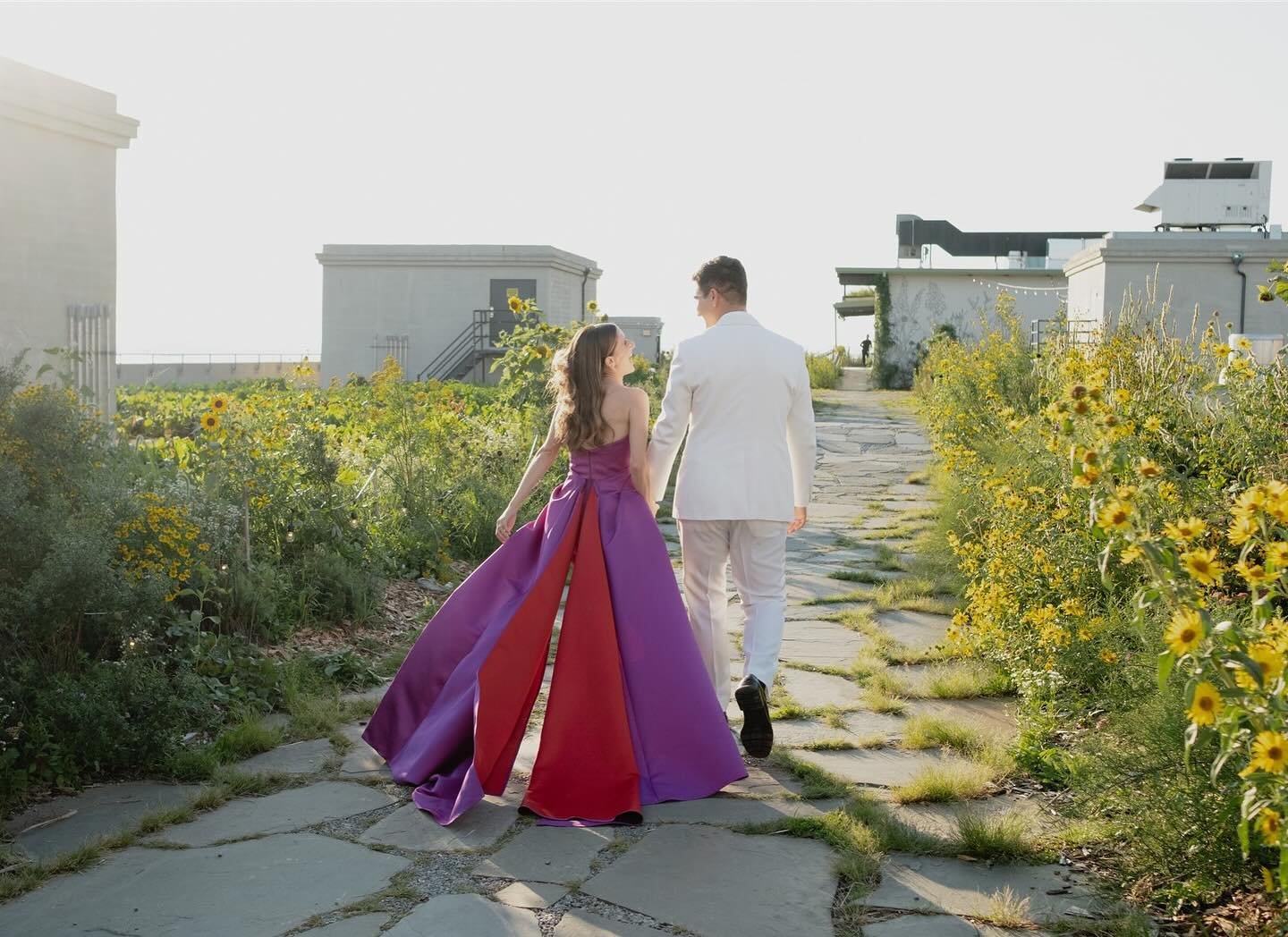 Walking into an endless Summer with you 💕

By: @chellisemichaelphotography
@brooklyngrange 
@ste_events 
@ahna__han 
@willowhouse.beauty
@wayneeverest 
@lukiekabuki

#endlesssummer