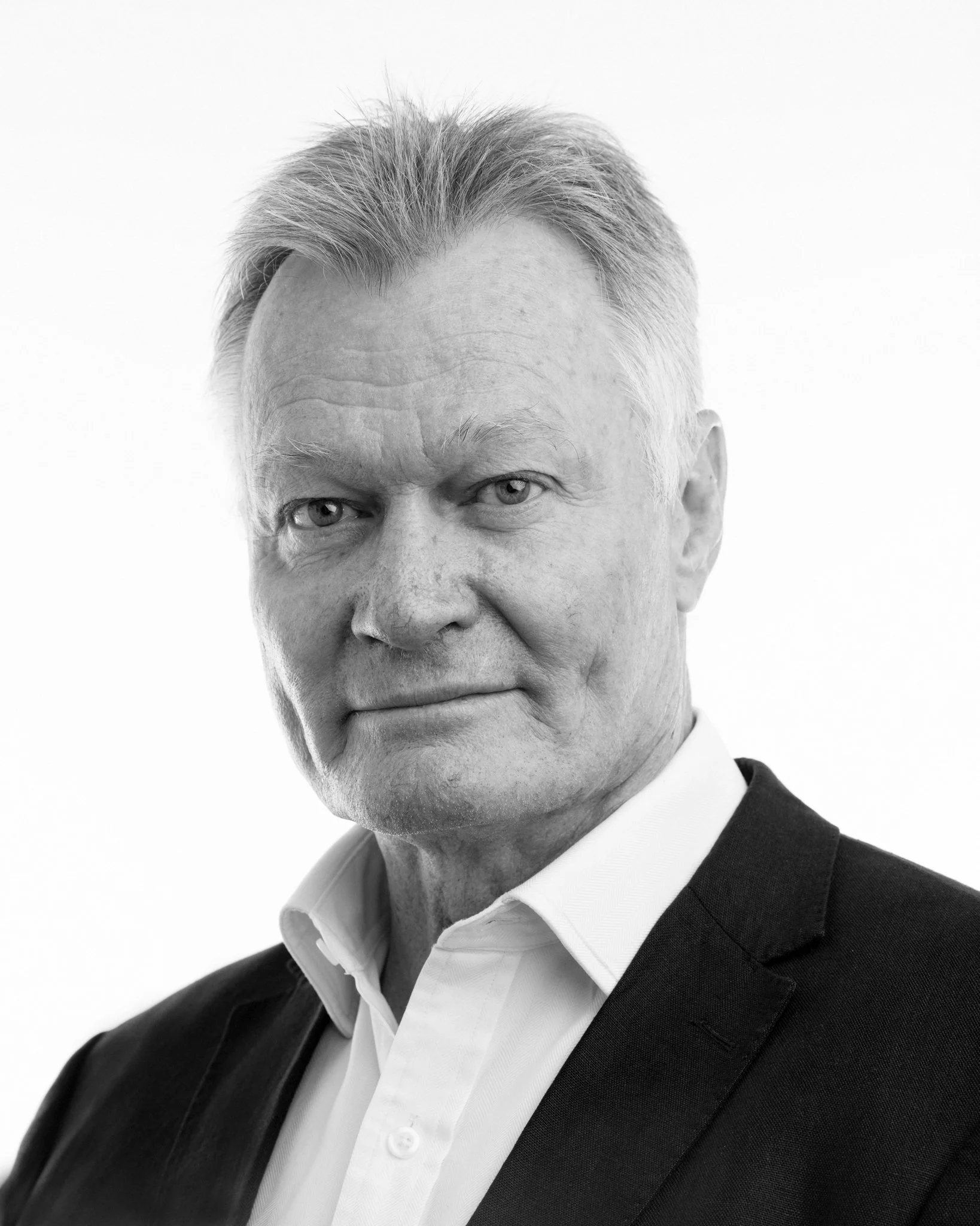 HeadshotCrew27 .JPG