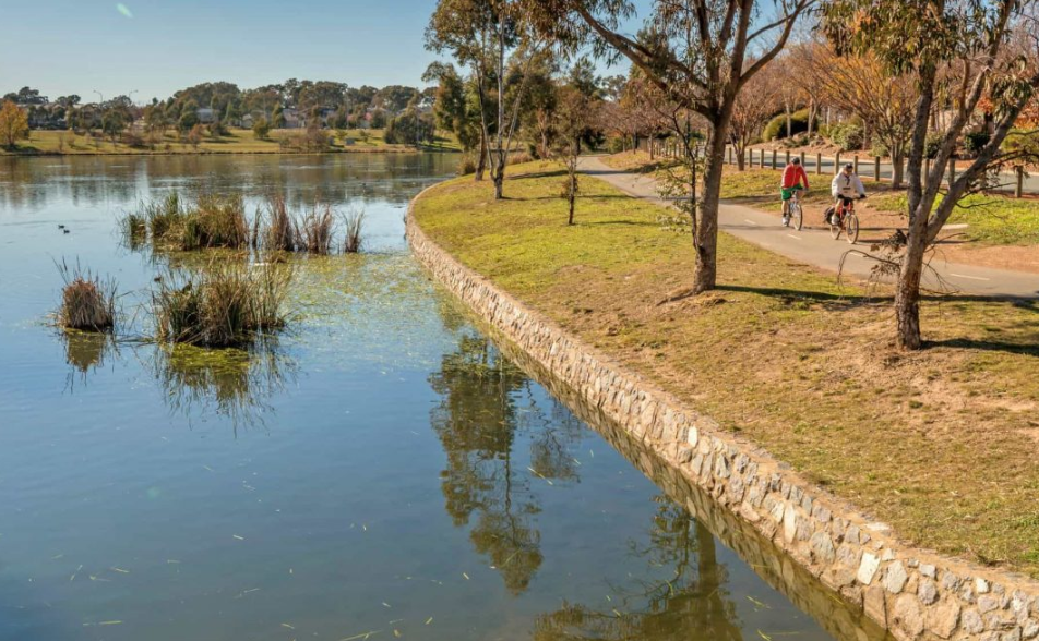 Gungahlin’s bike links are designed. When will they be built?
