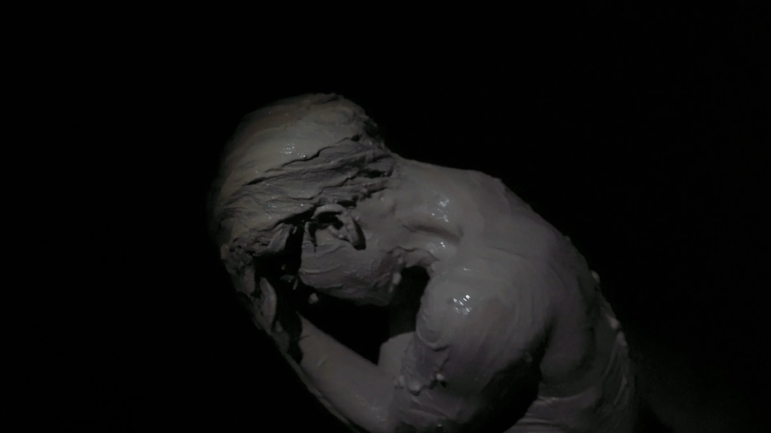  NIGREDO, 2020. Video performance.