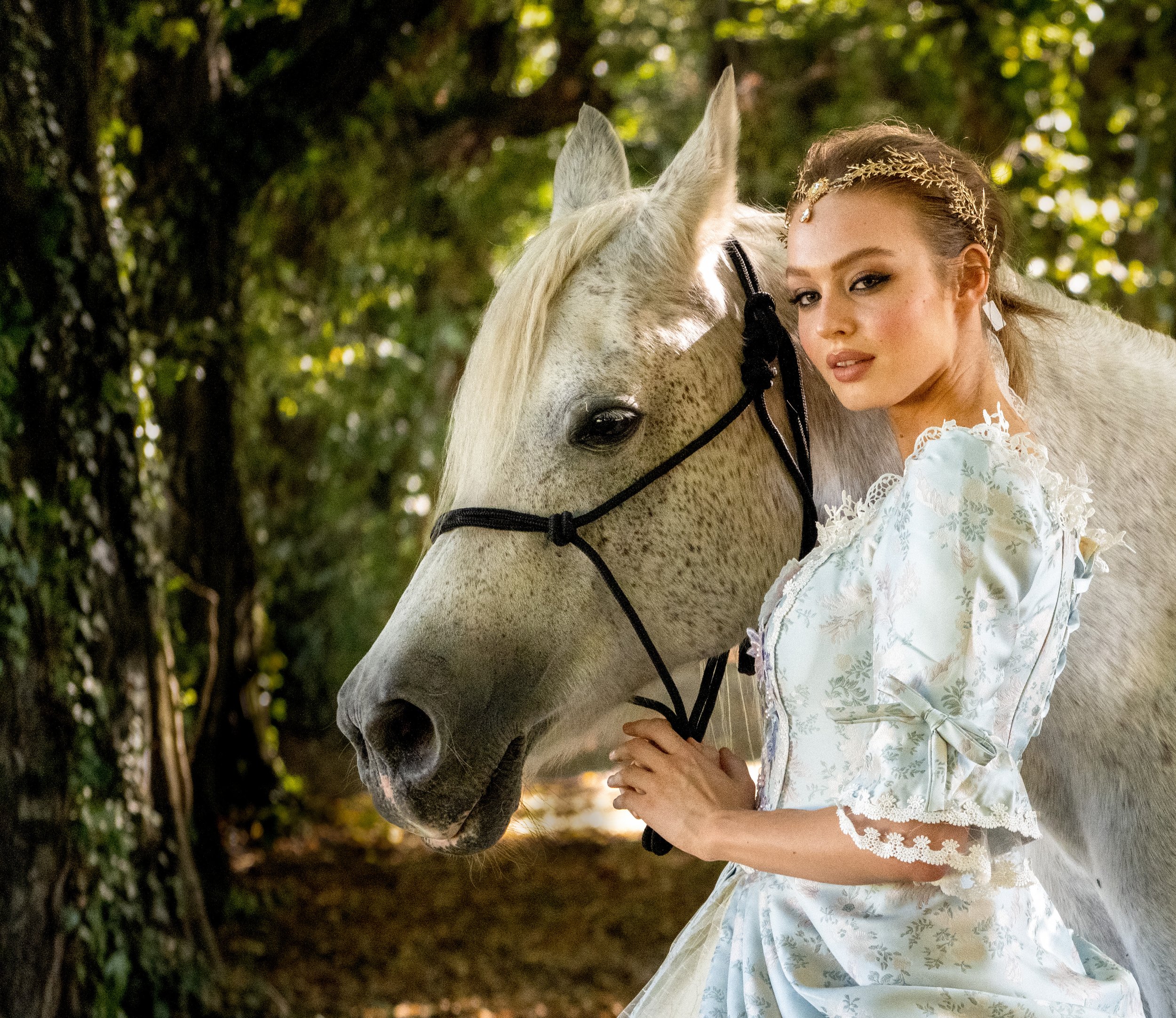 Friends, France, 2023