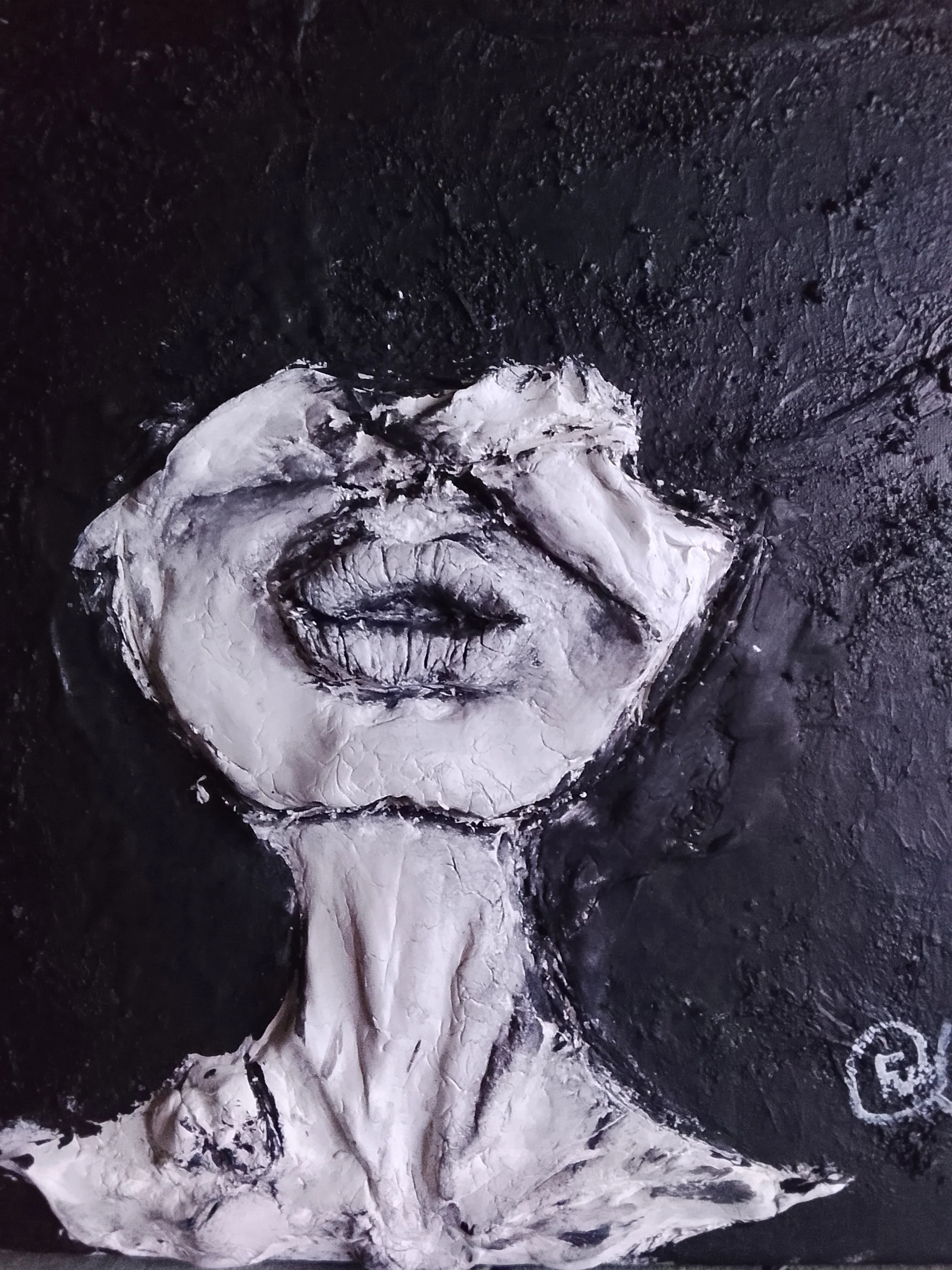 Zeus' hand 2025 Wall sculpture awarded International Prize Artists in the Art History