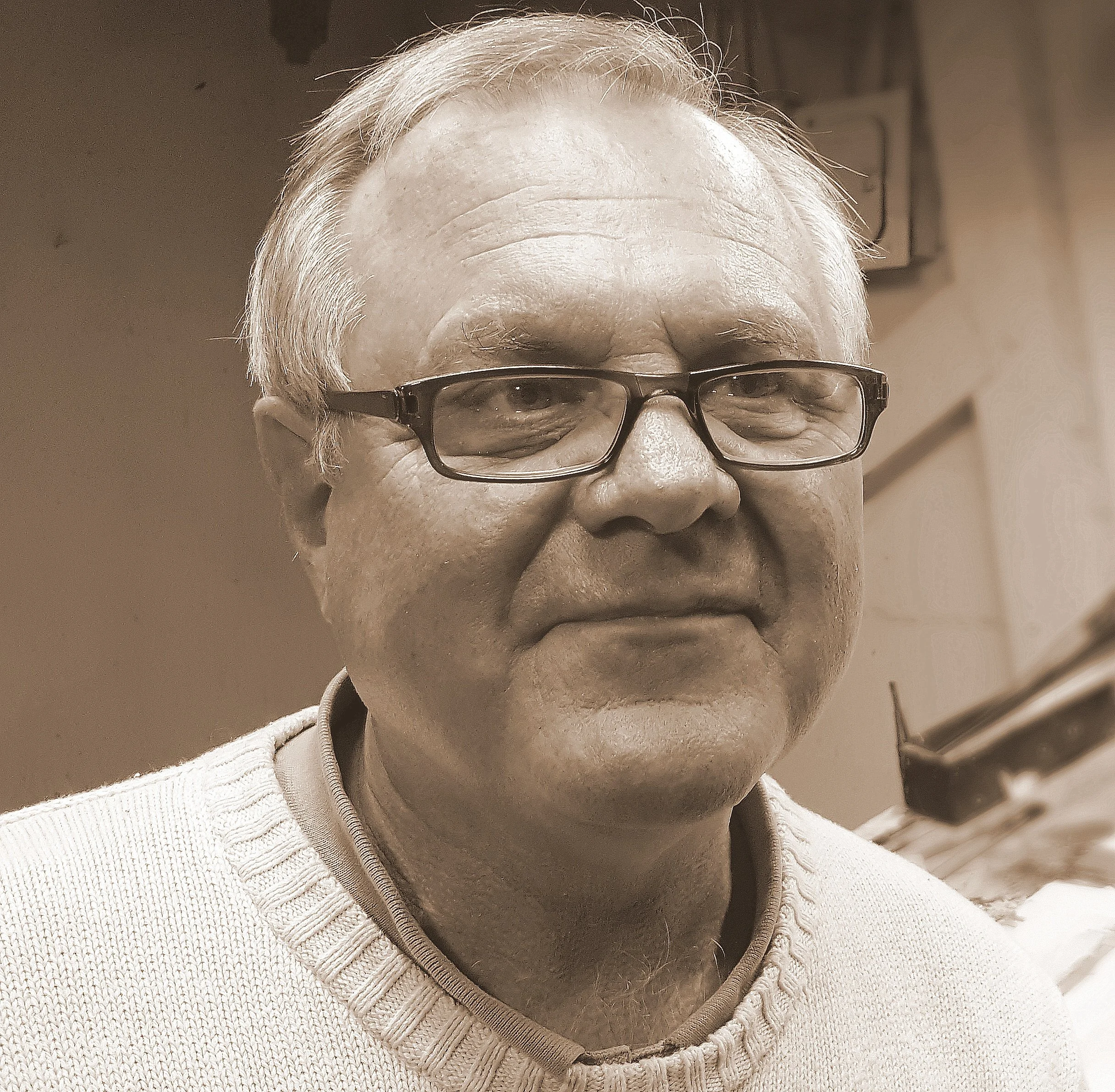 From Pharmacy to Paint: The Market Evolution of John Chehak’s Acrylic Practic