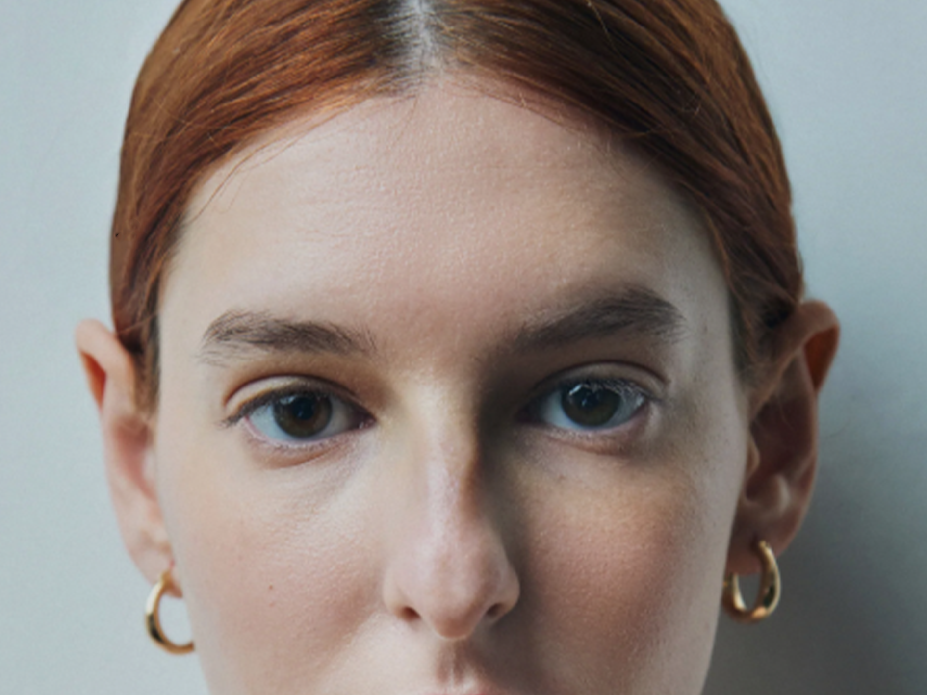 Fluid hoops on ear .png