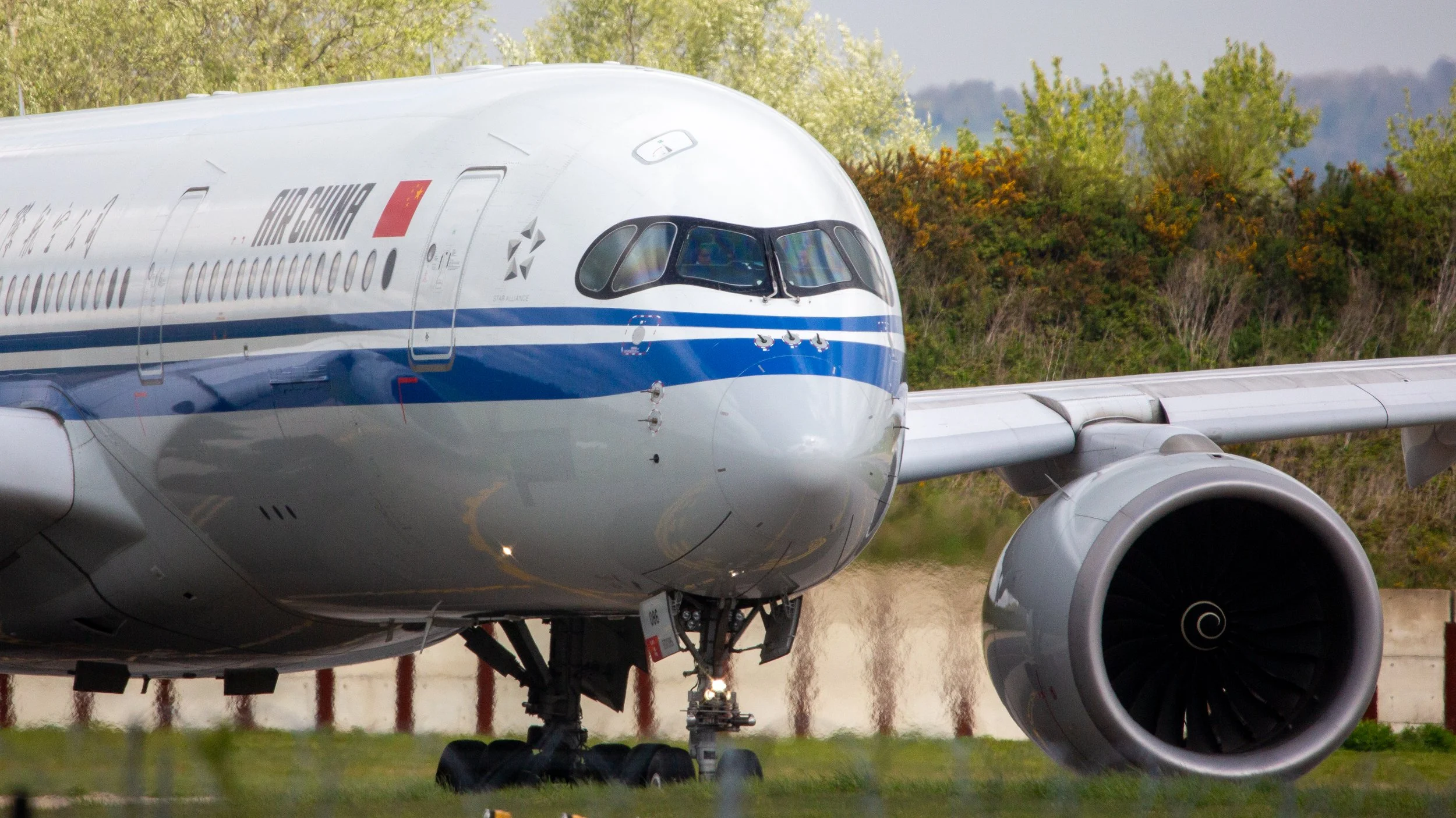 LGW Air China A350