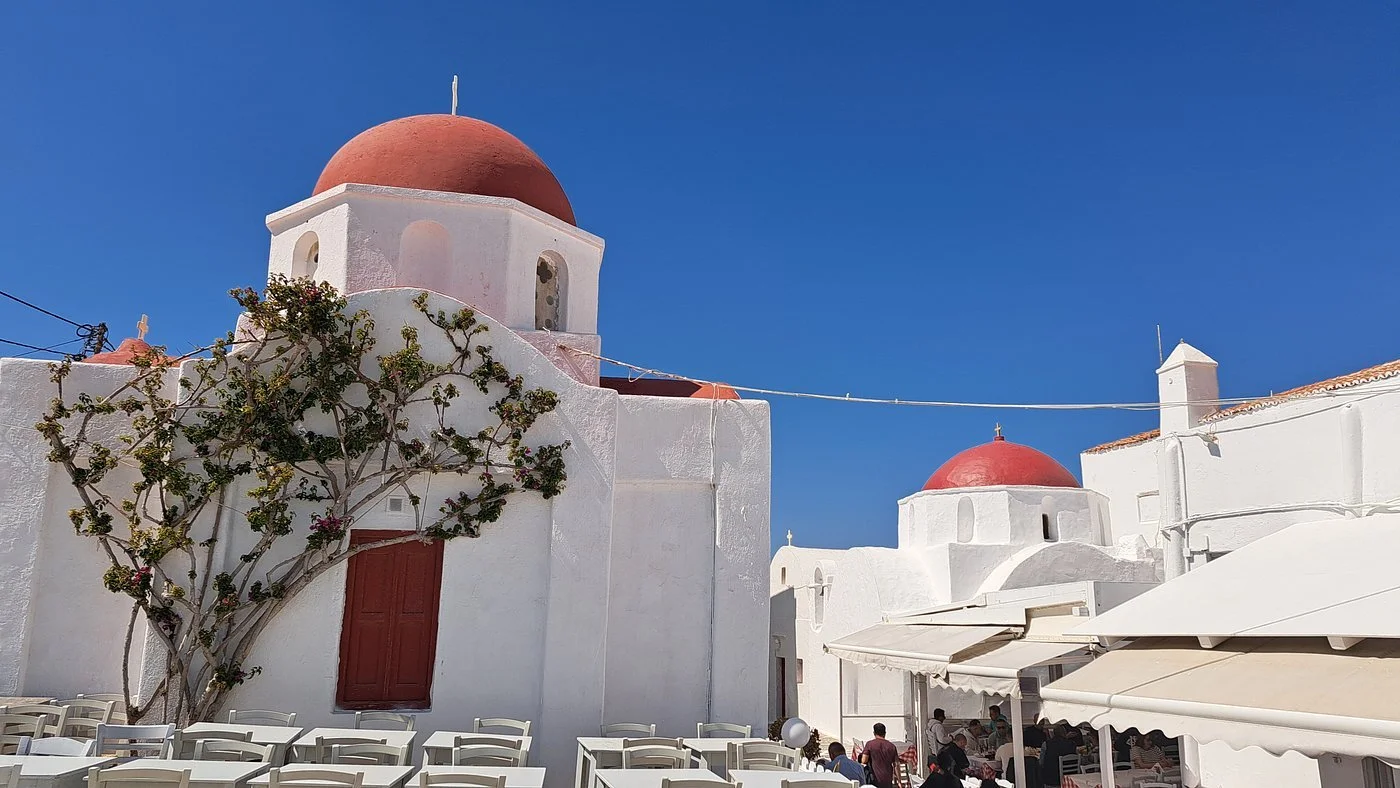 How I Found My Favorite Spots (and Parties) in Mykonos