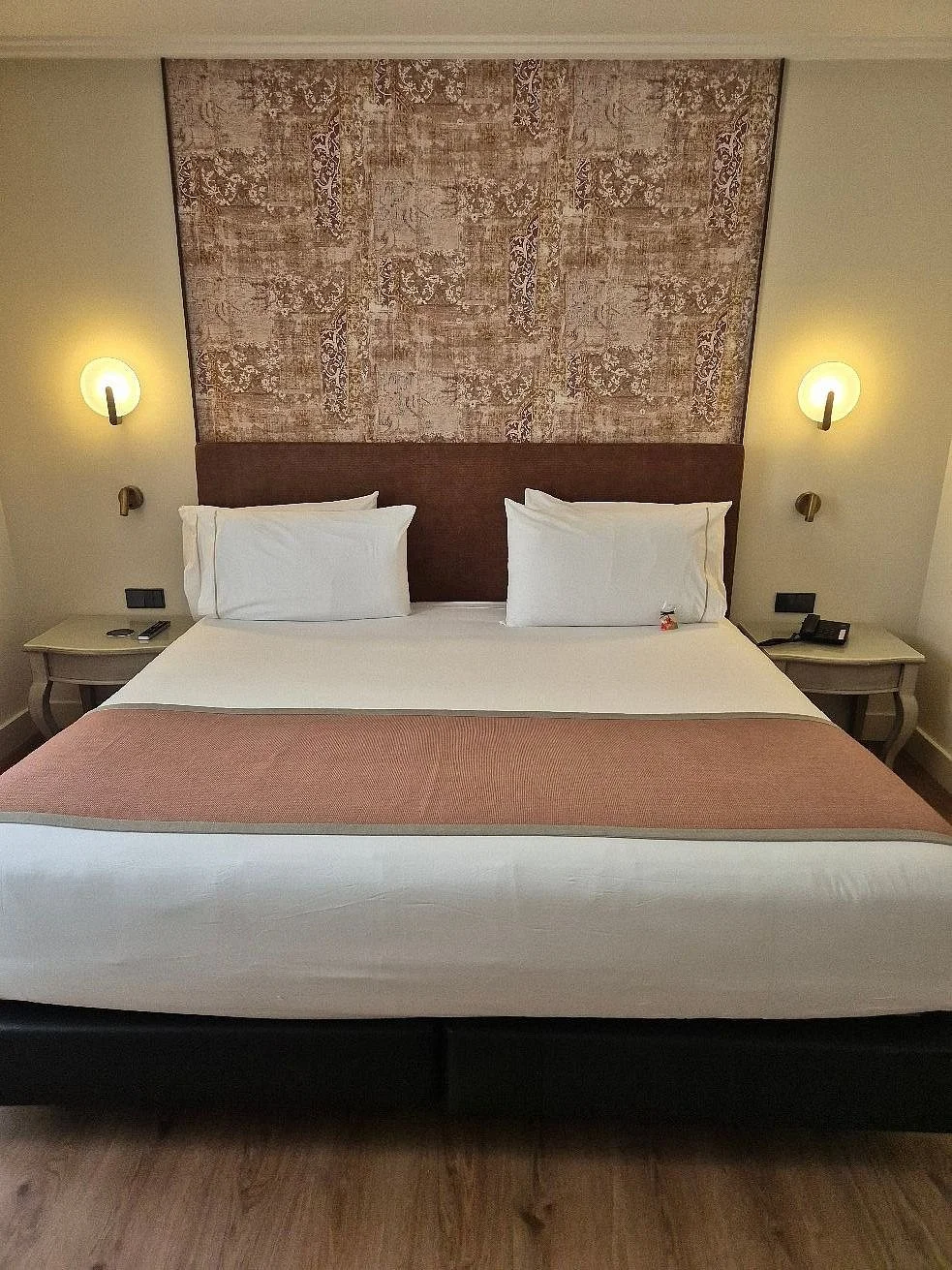 hotel3.jpg