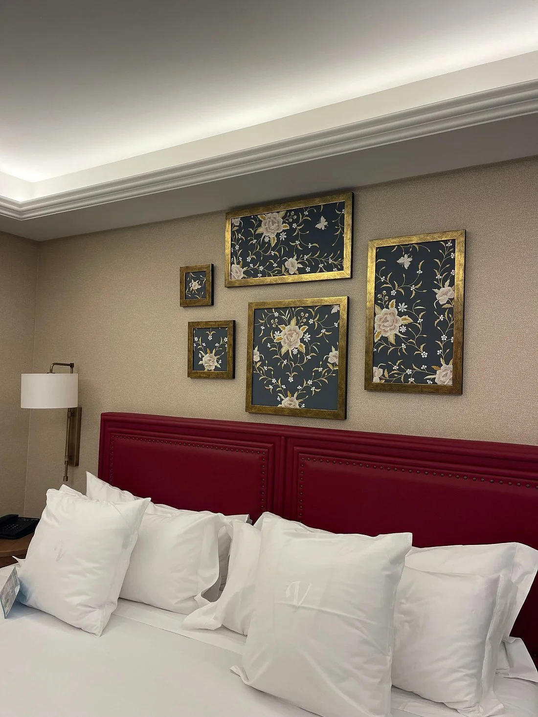 hotel2_room1.jpg