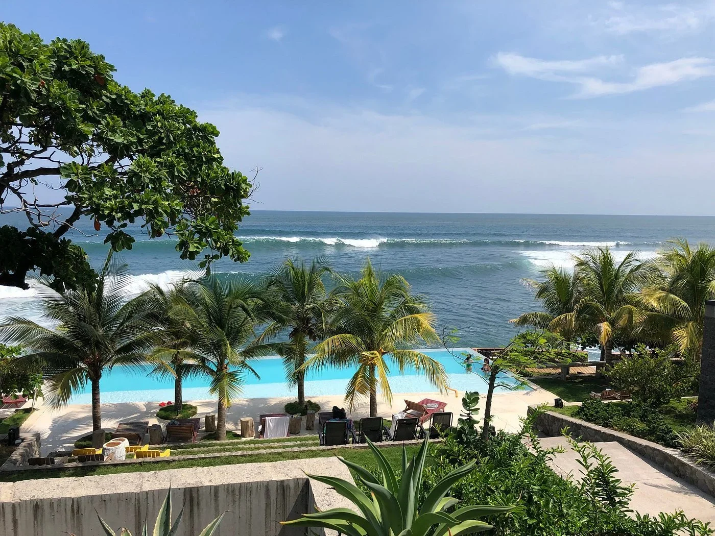 From Buzzing Breaks to Hidden Coves: Exploring El Salvador's Top 3 Beaches