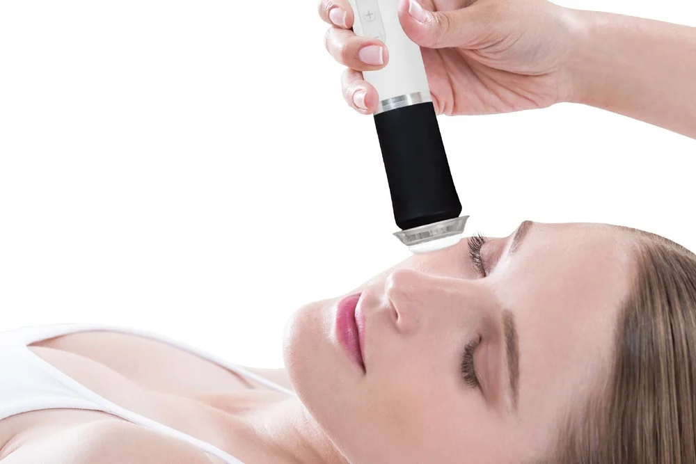 OxyGeneo facial treatment device