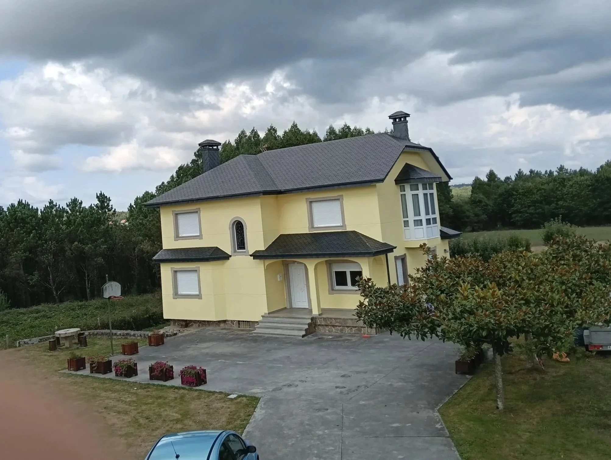 Pintura exterior de vivienda