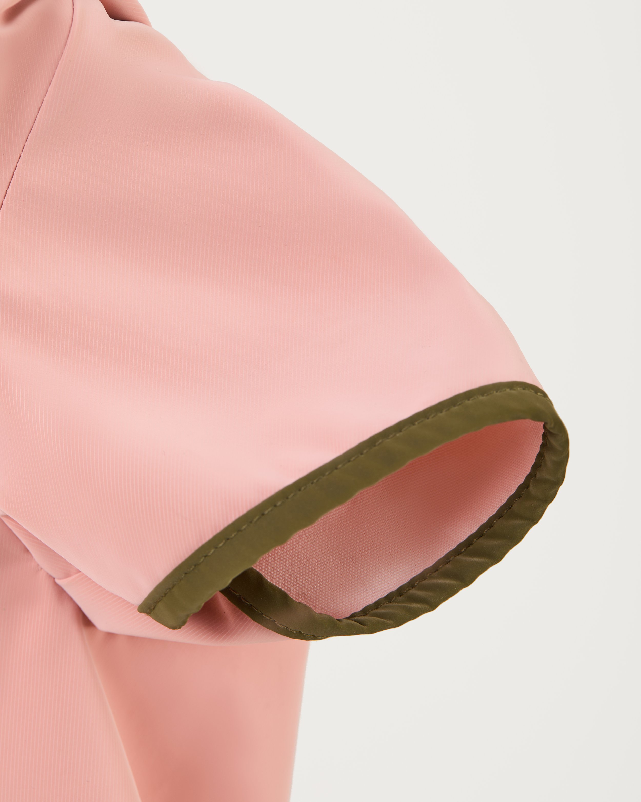 dog raincoat sleeve details .jpg