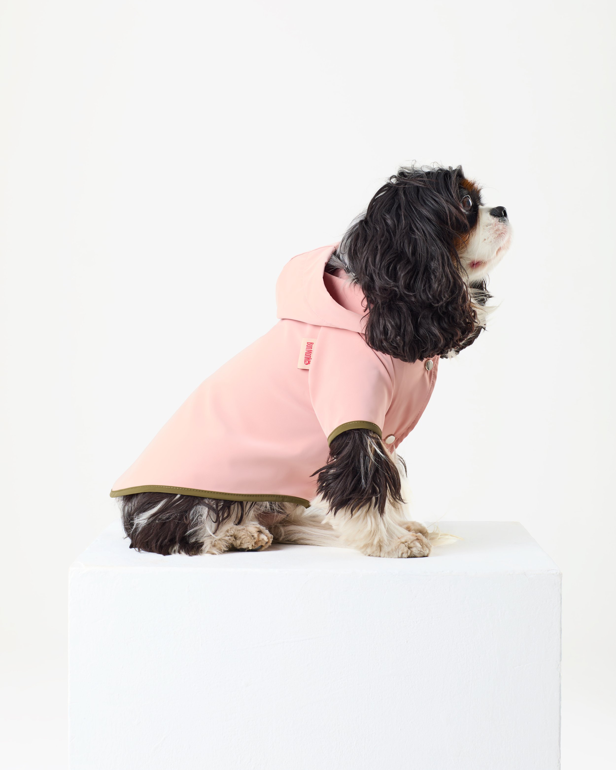 High quality raincoat in pink.jpg