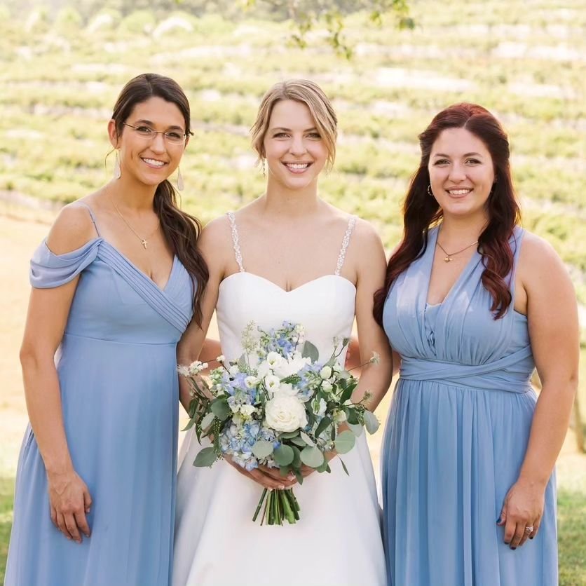 Beautiful sisters..Grace, Murphy and Anna Kate. We are so grateful to have been able to work with each of these sweet sisters on all of their wedding days!  Congratulations on this day to Grace ❣️
Hair: @elitemakeupandhair 
Venue: @montalucewinery  @