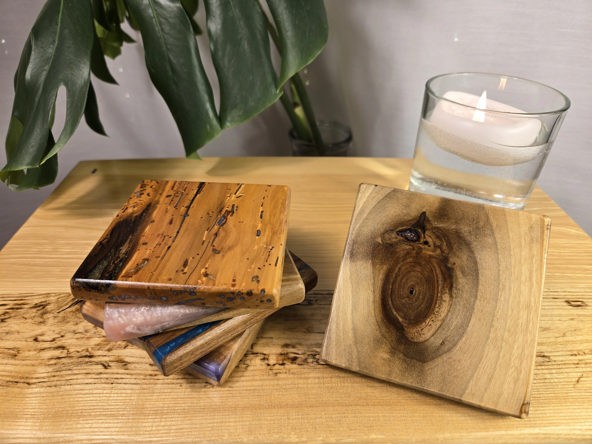 group of coaster with mixed iridescent glitter epoxy.jpg