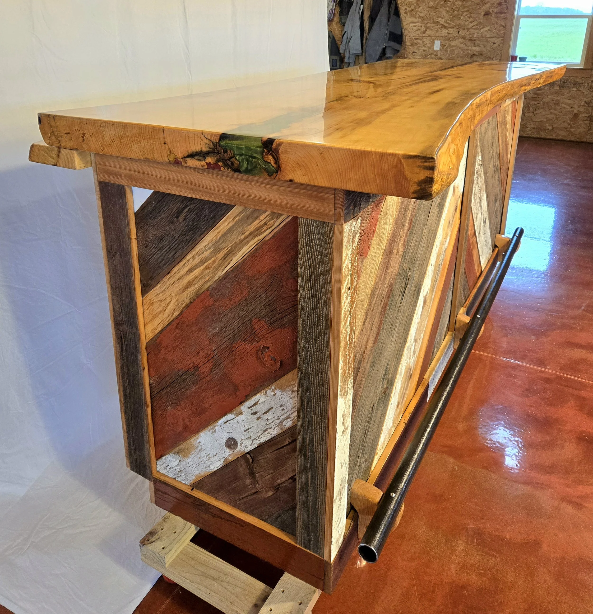 Bar Table