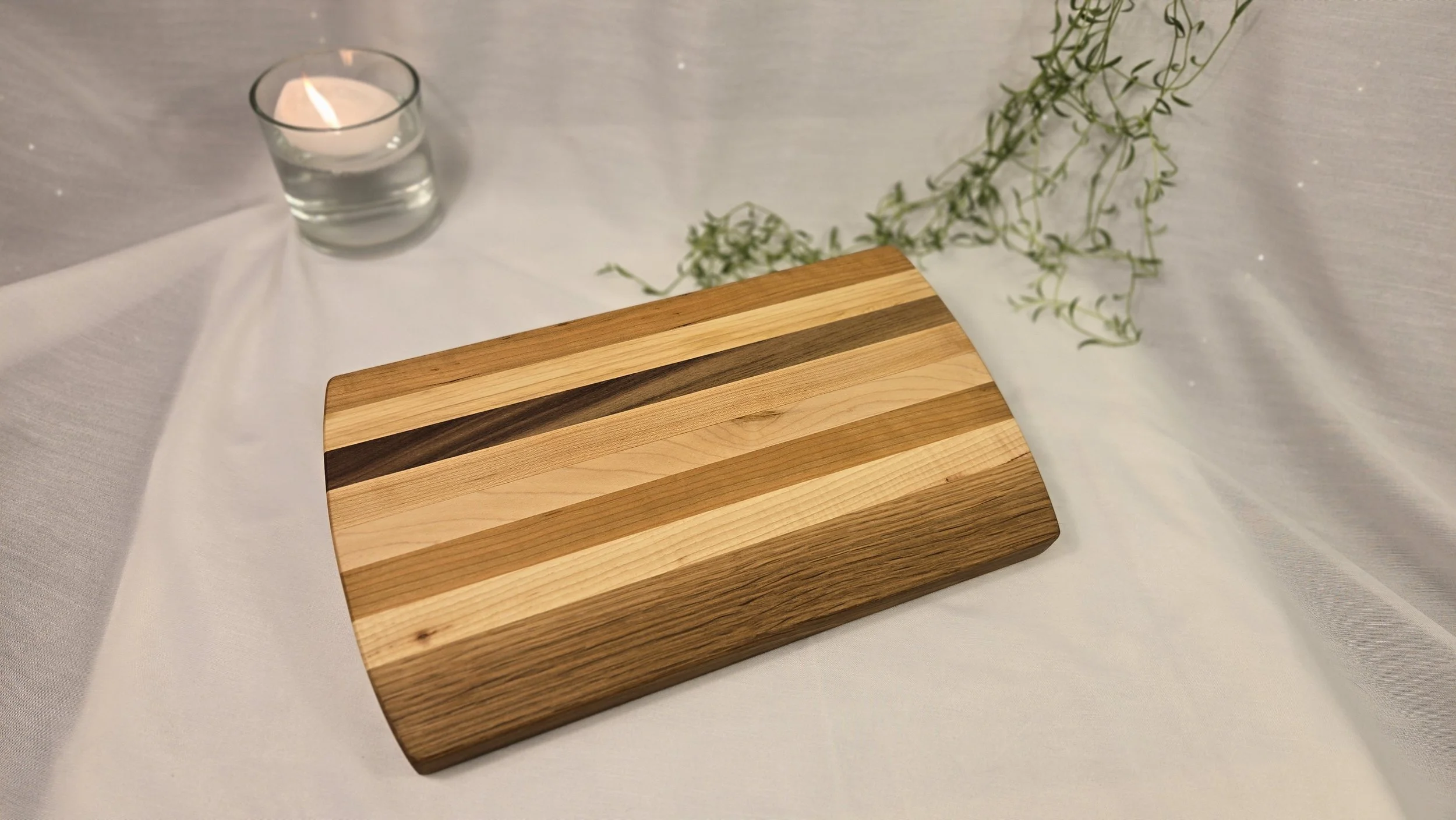 rounded serving board c (2).jpg