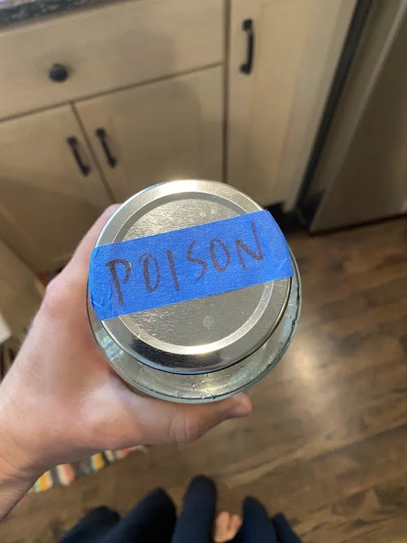 Label on lid for quick reference