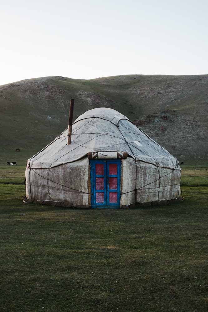 tour-in-kirghizistan-kazakistan-kukushka-37.jpg
