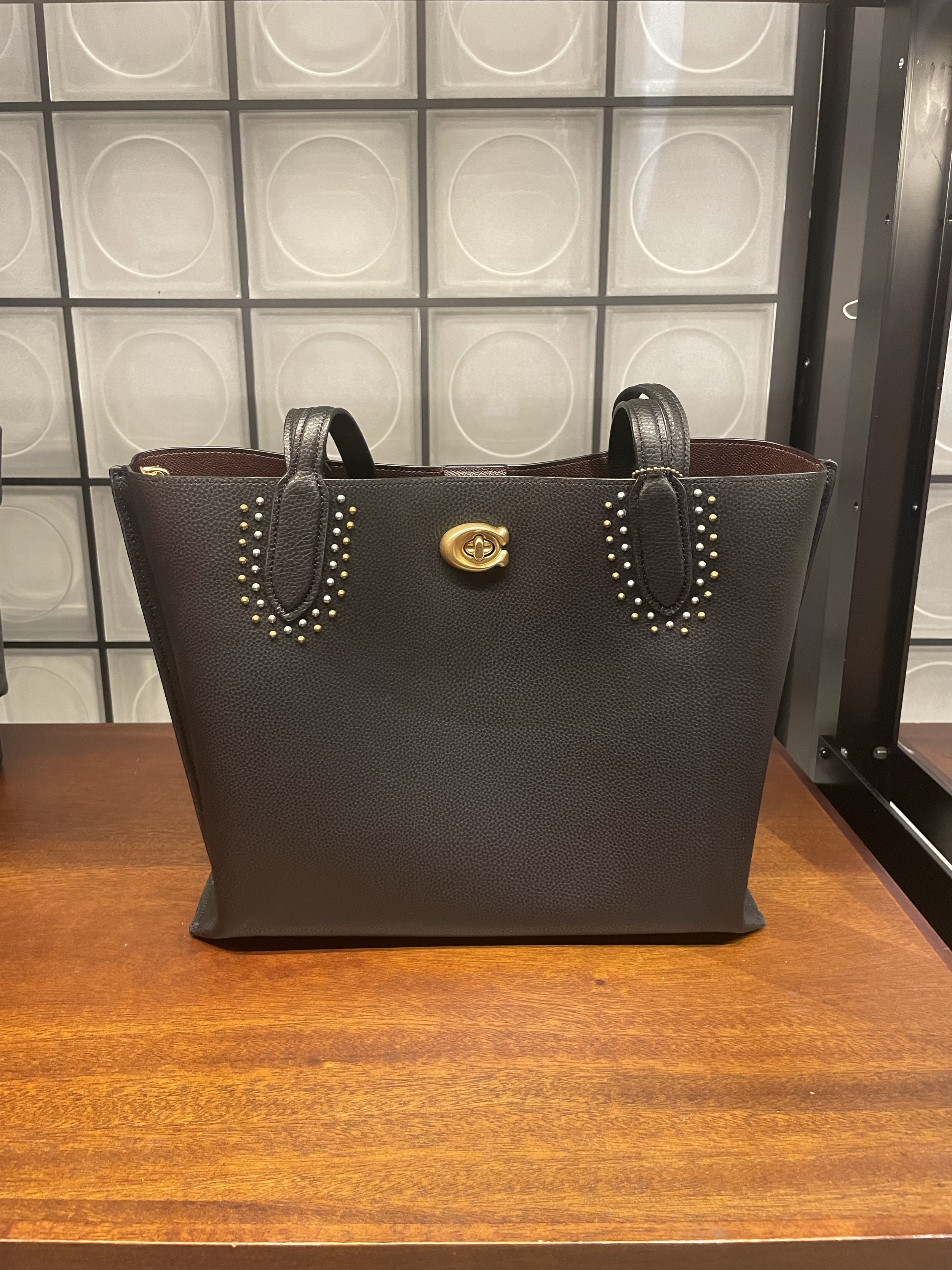 Foto 2-19-24, 7 07 22 p.m..jpg