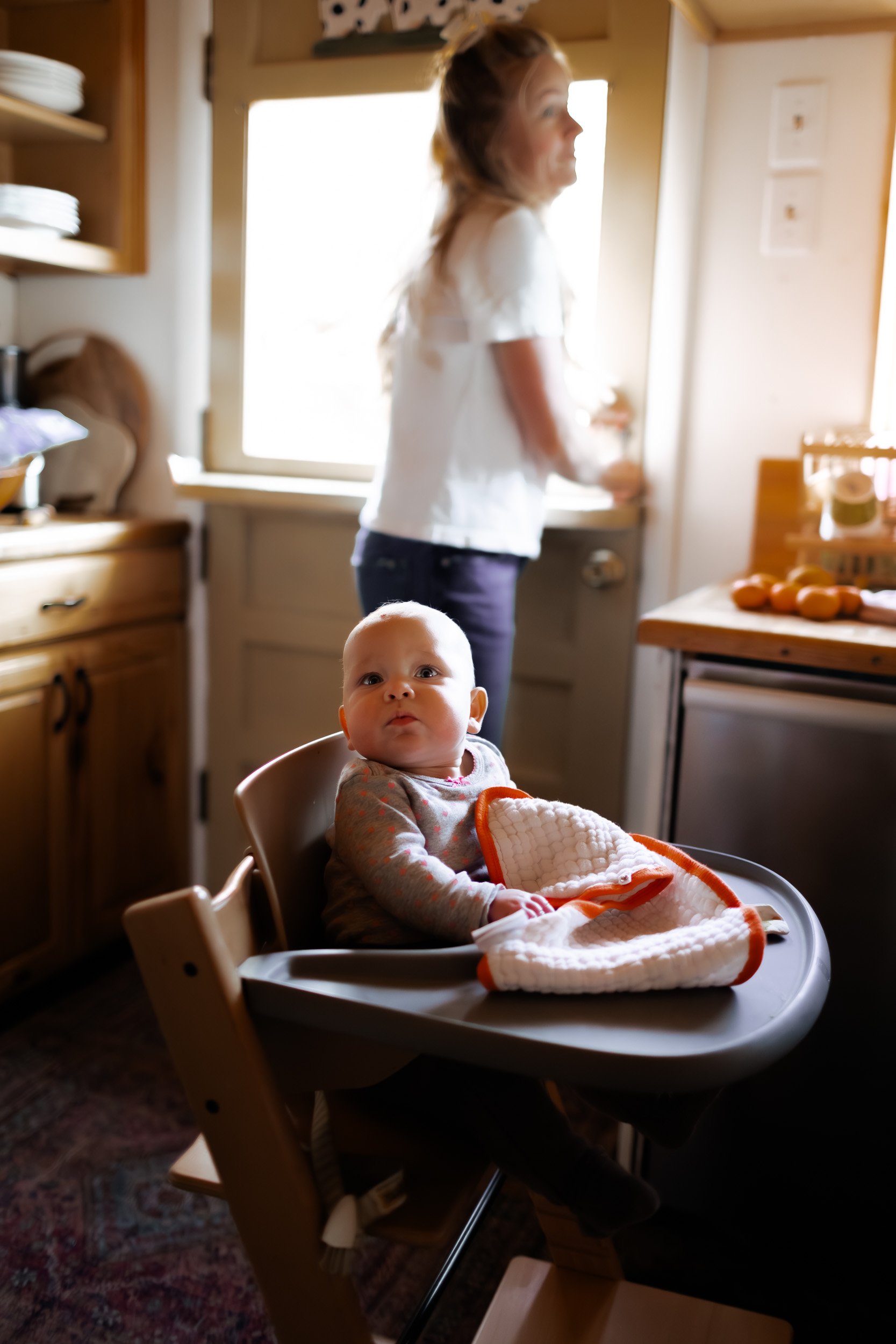 Lifestyle family portrait in Boulder, Colorado showing parents and children spending time together at home