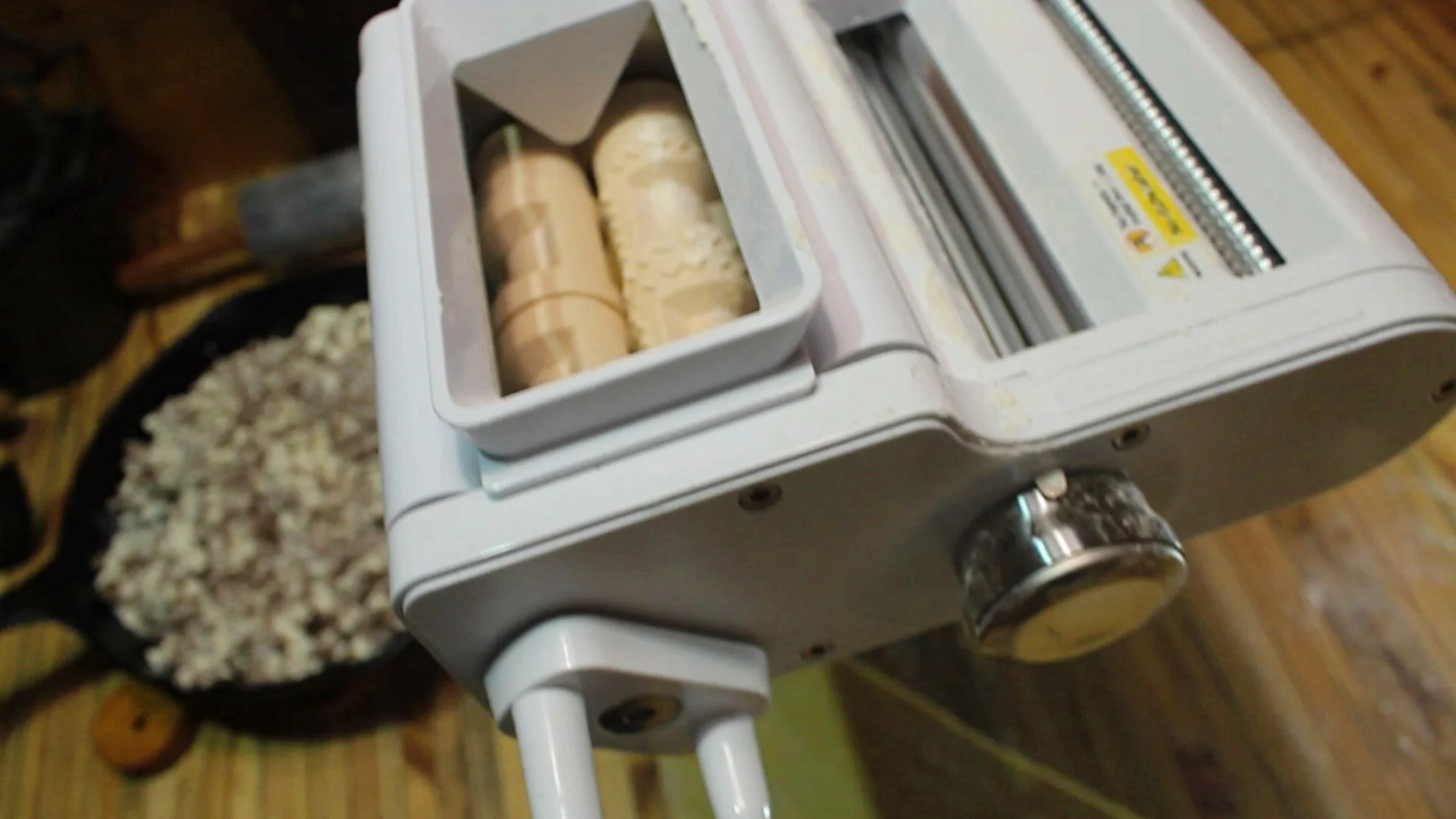 ravioli/pasta attachment