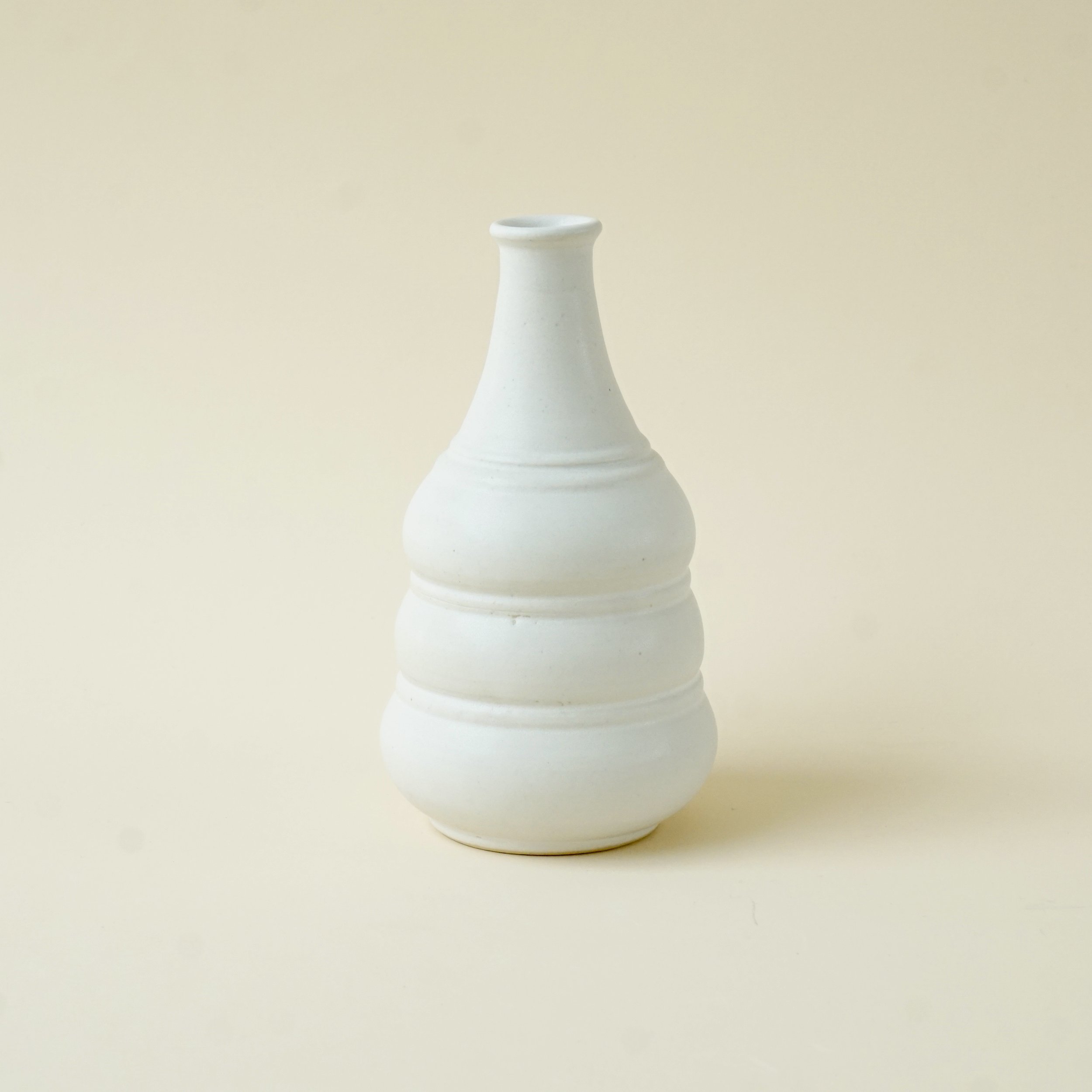 990 vase