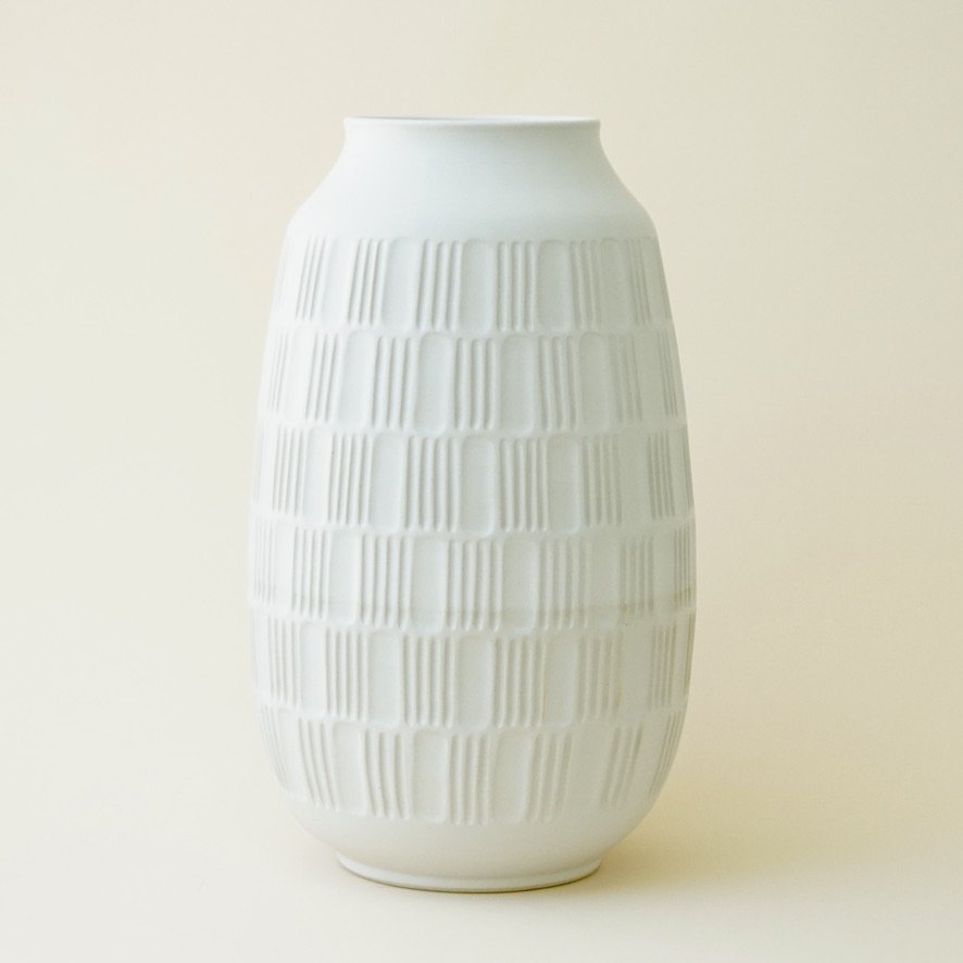 874 vase