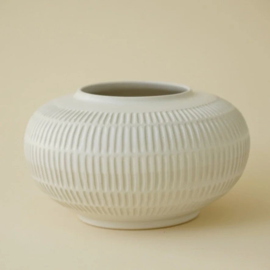877 vase