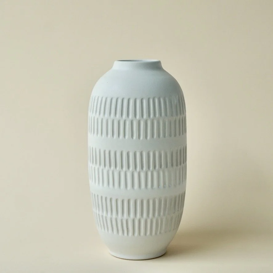 800 vase