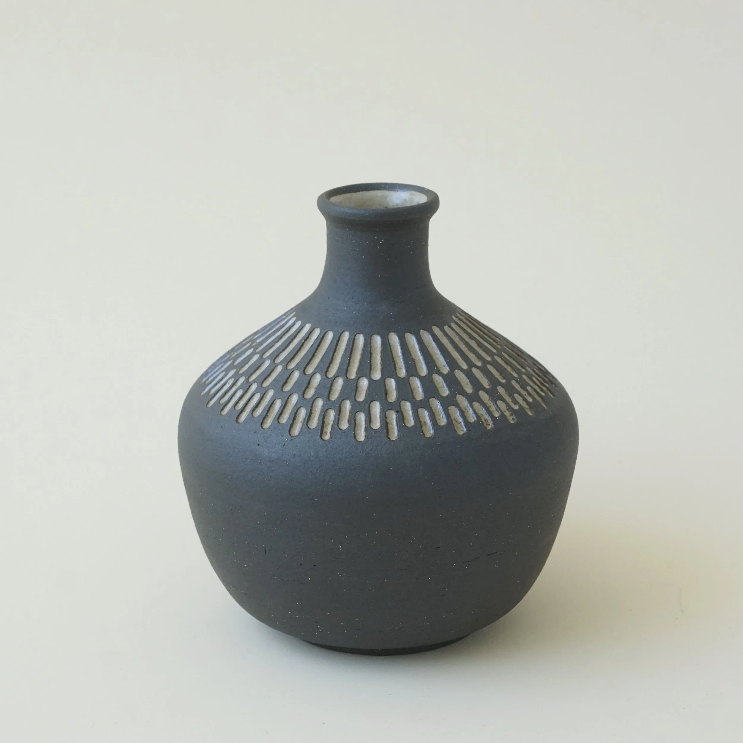 937 vase