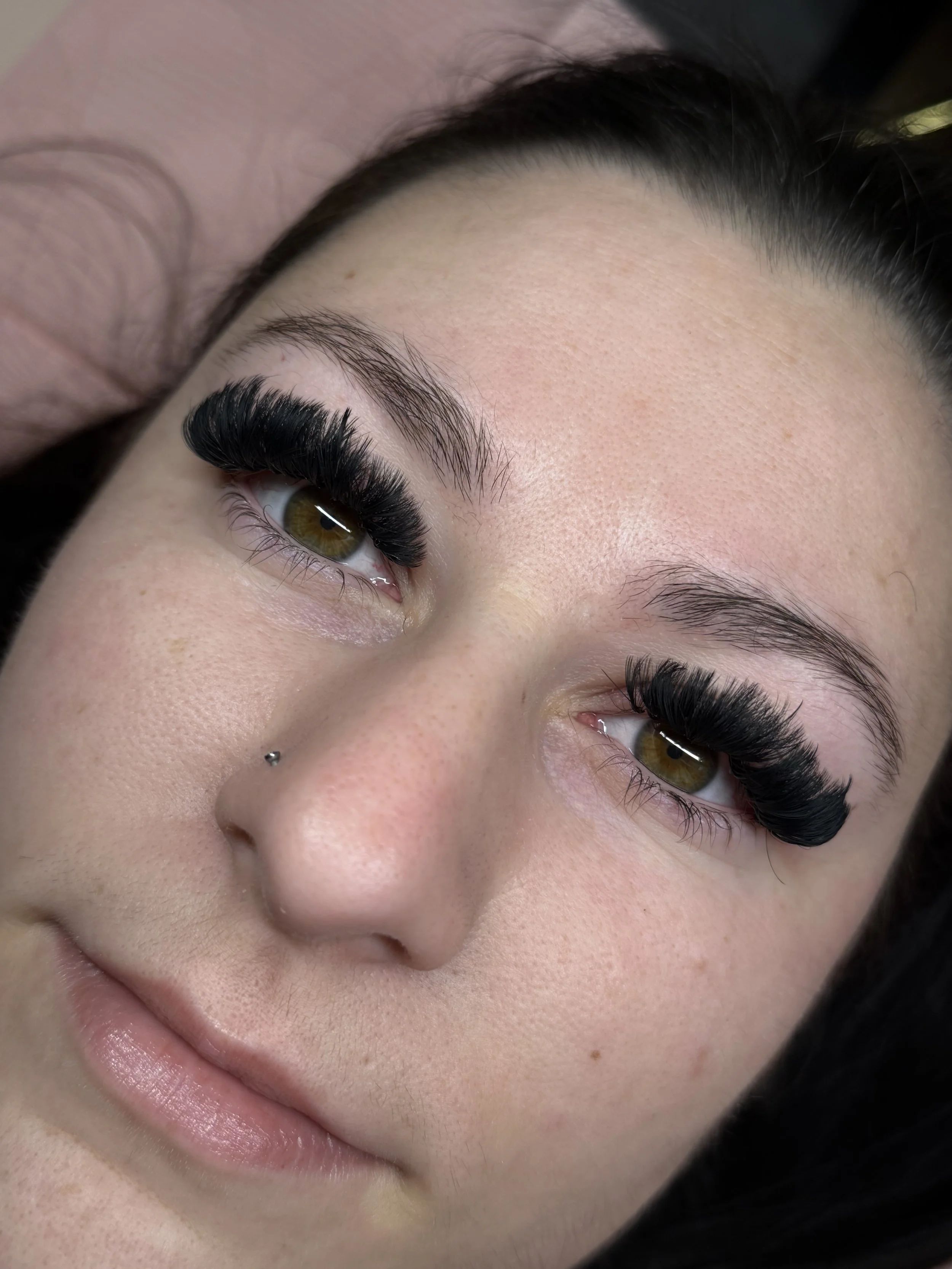 High-density mega volume lash set for dramatic, luxury lash enhancement