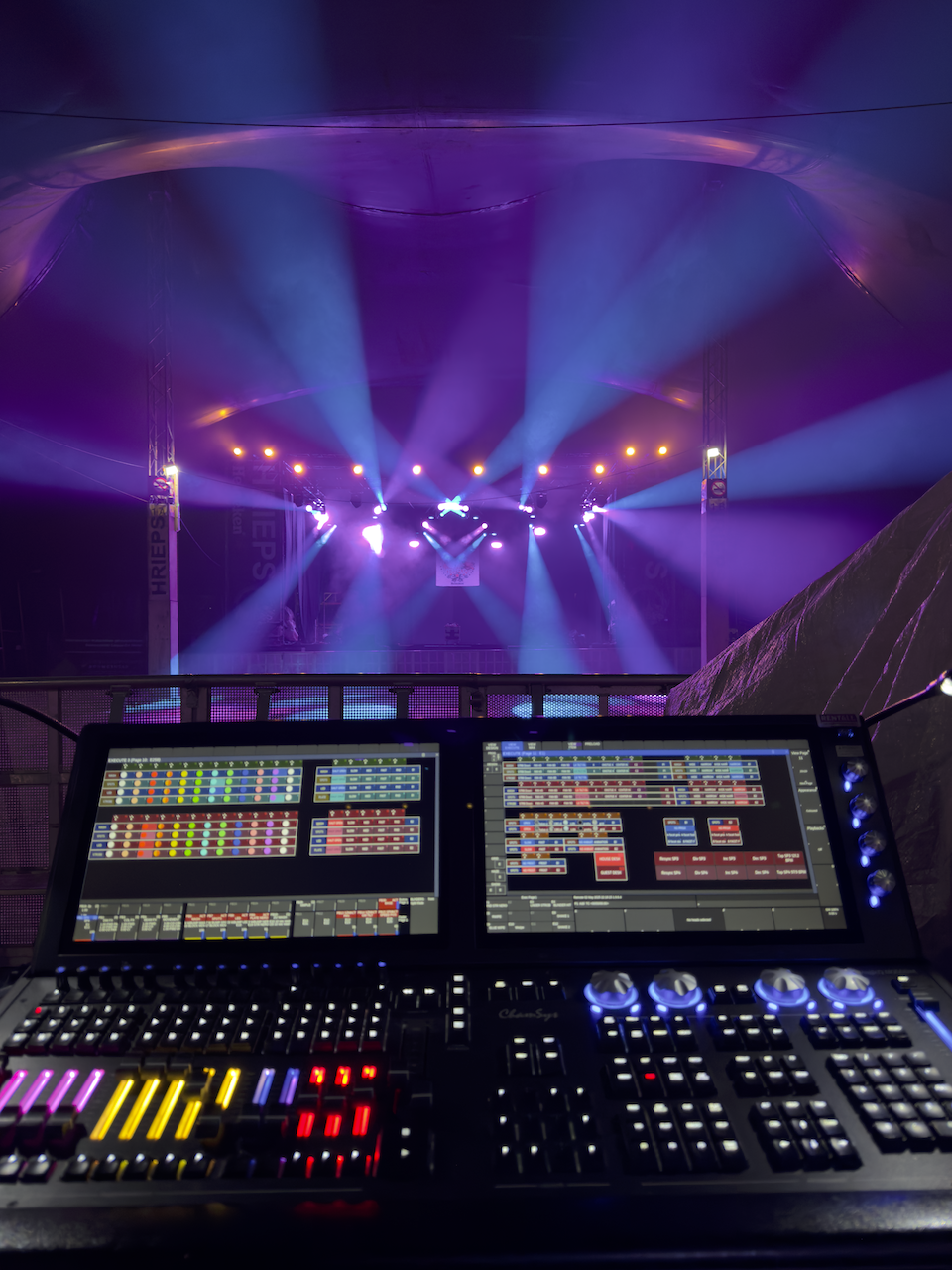 Hrieps_operating kopie.png