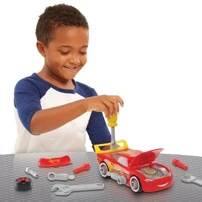 Lightning McQueen Car Builder 1.webp